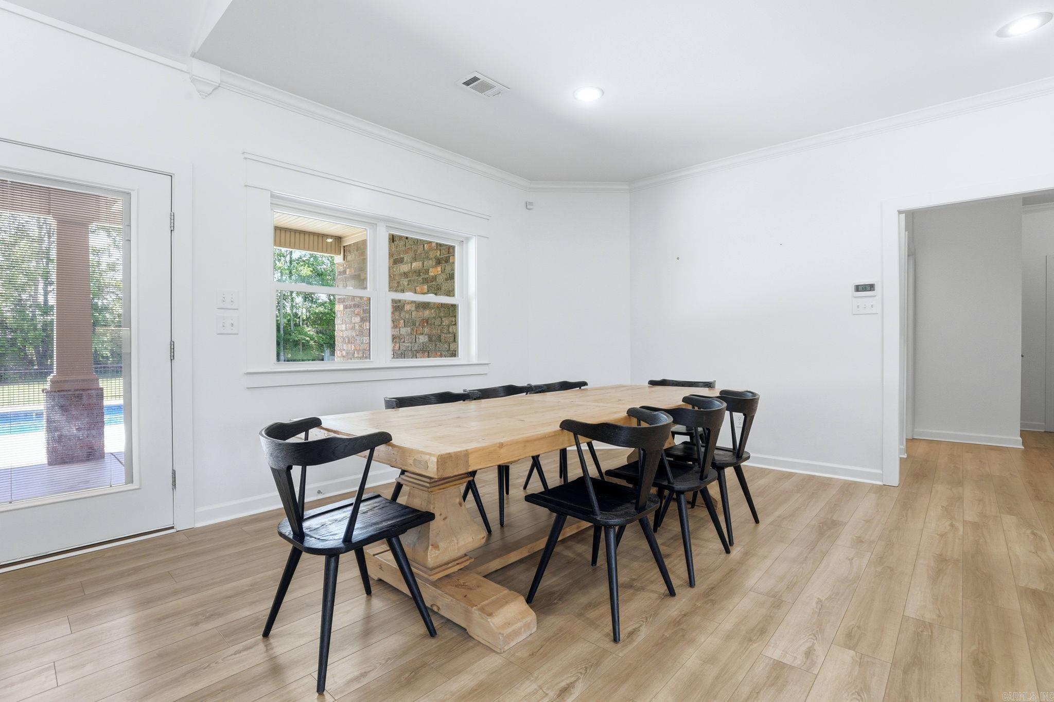 106 West End Street Property Photo 16