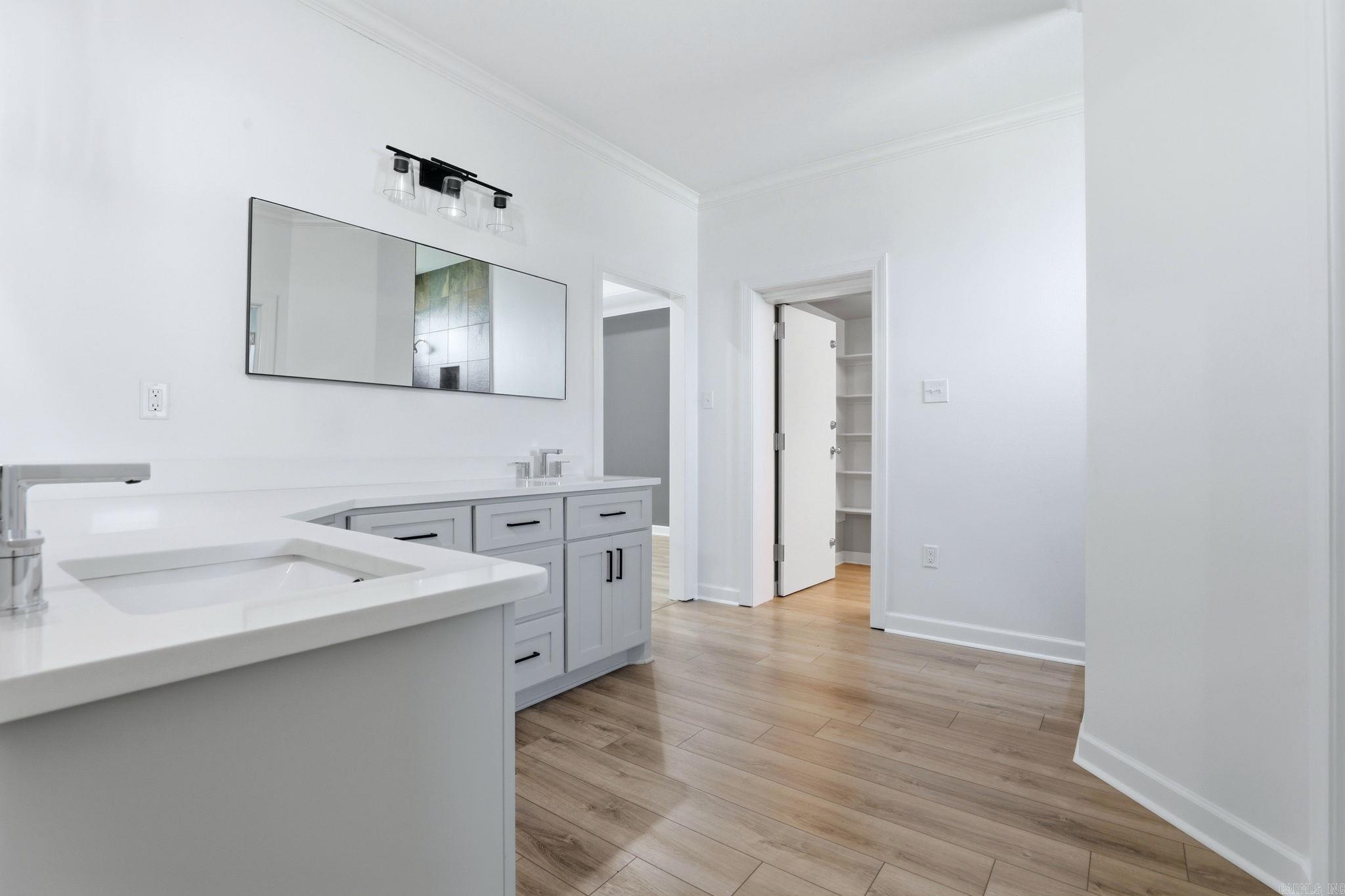 106 West End Street Property Photo 25