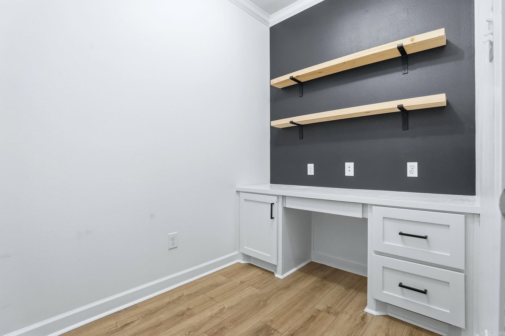 106 West End Street Property Photo 29