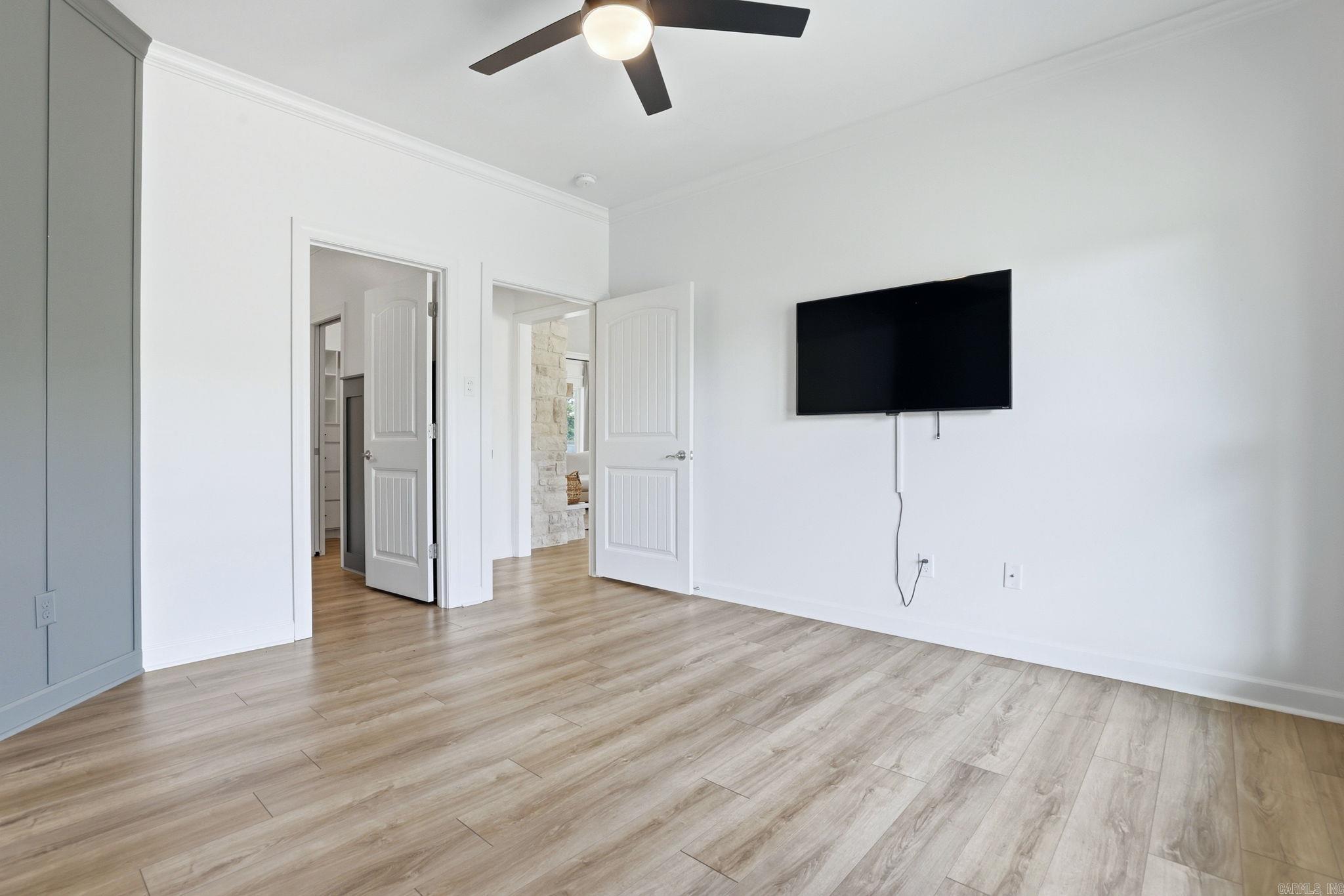 106 West End Street Property Photo 32