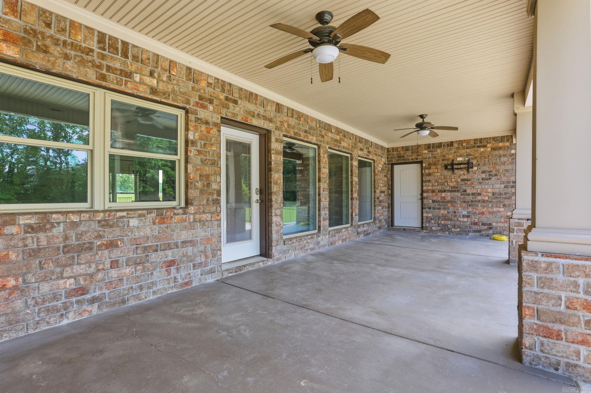106 West End Street Property Photo 45