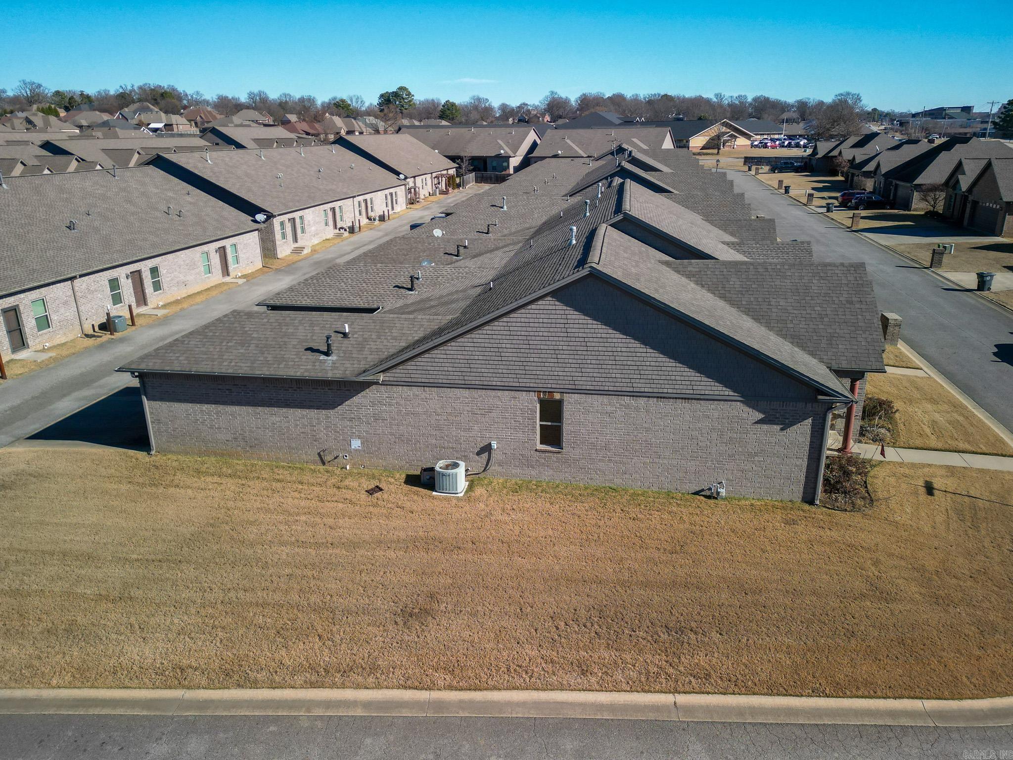 600 Greenwood Drive Property Photo 4