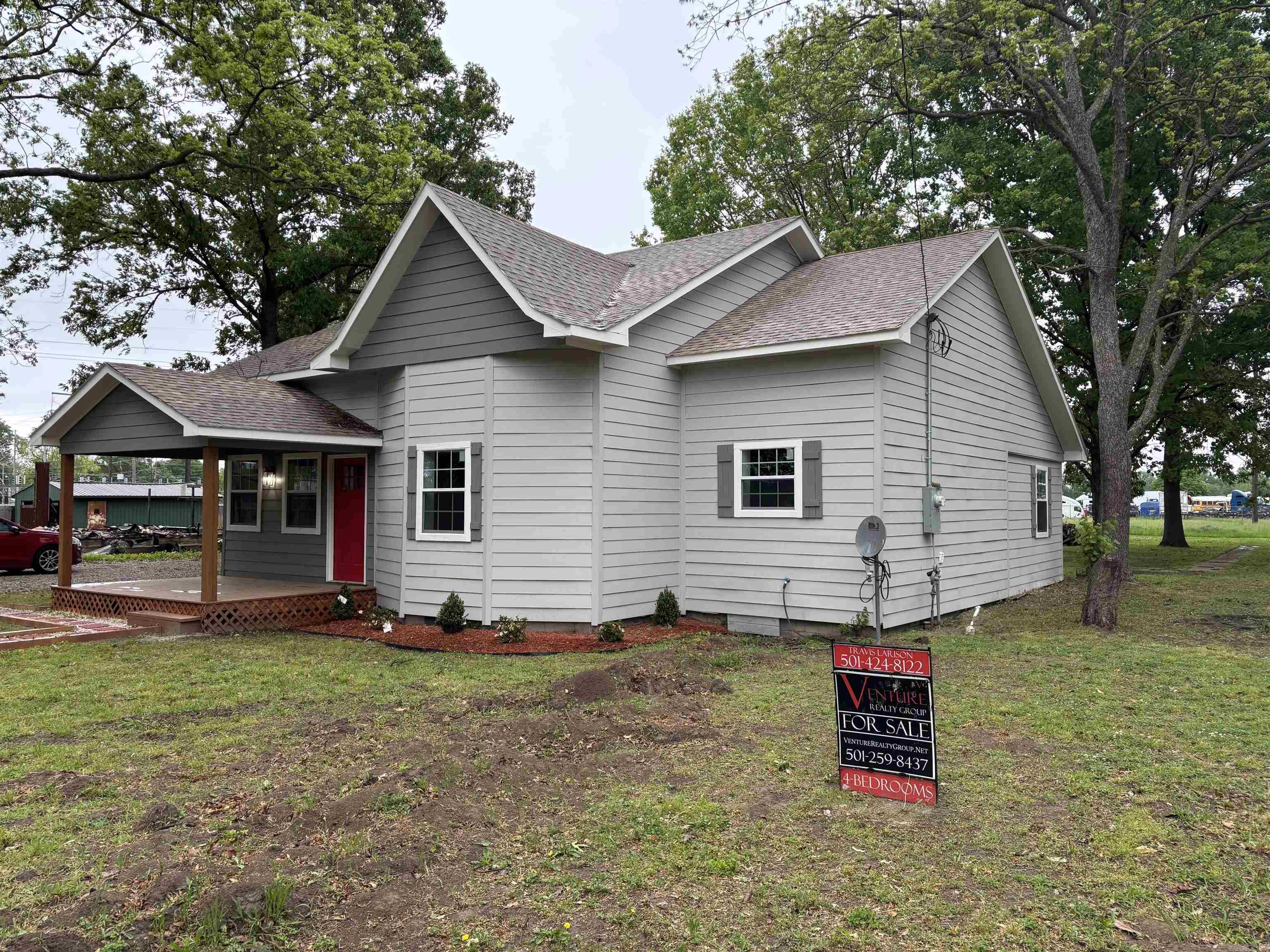 100 Coldren Street Property Photo 15