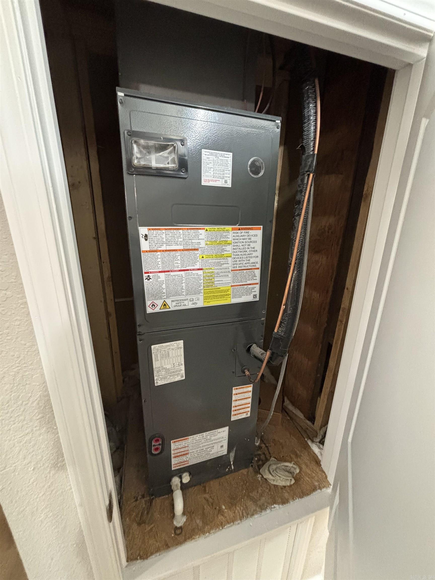 100 Coldren Street Property Photo 23