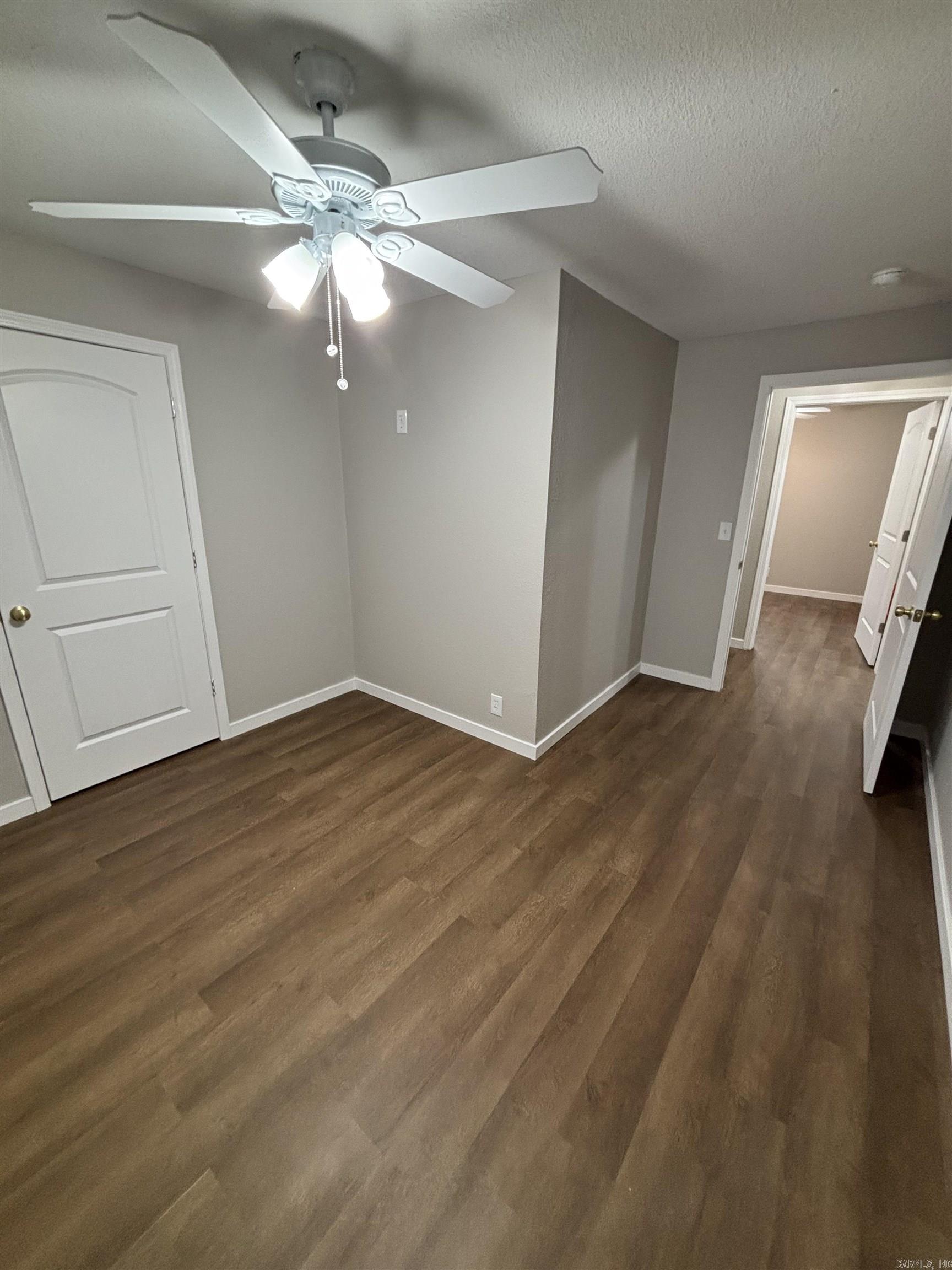 100 Coldren Street Property Photo 29