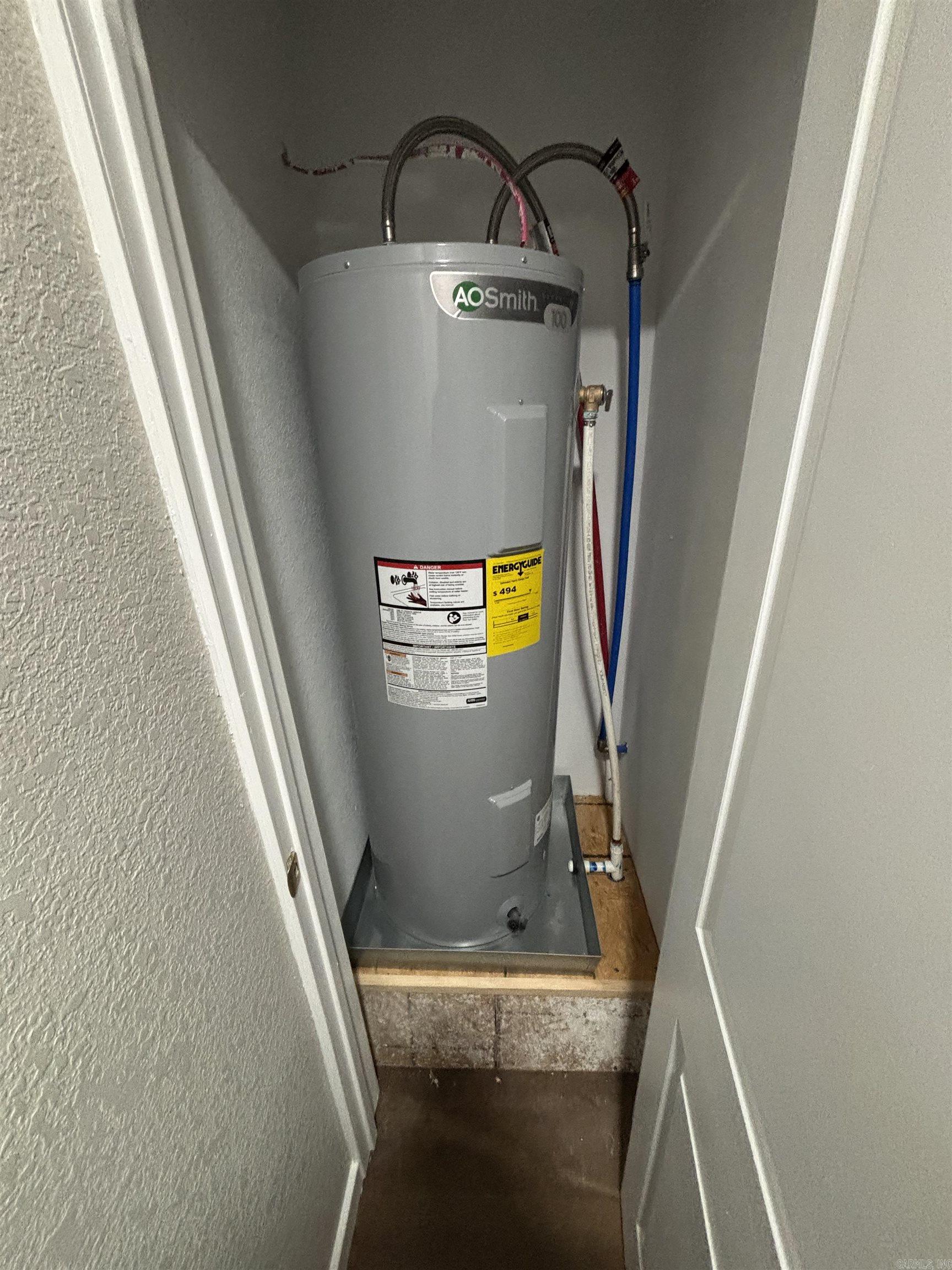 100 Coldren Street Property Photo 35
