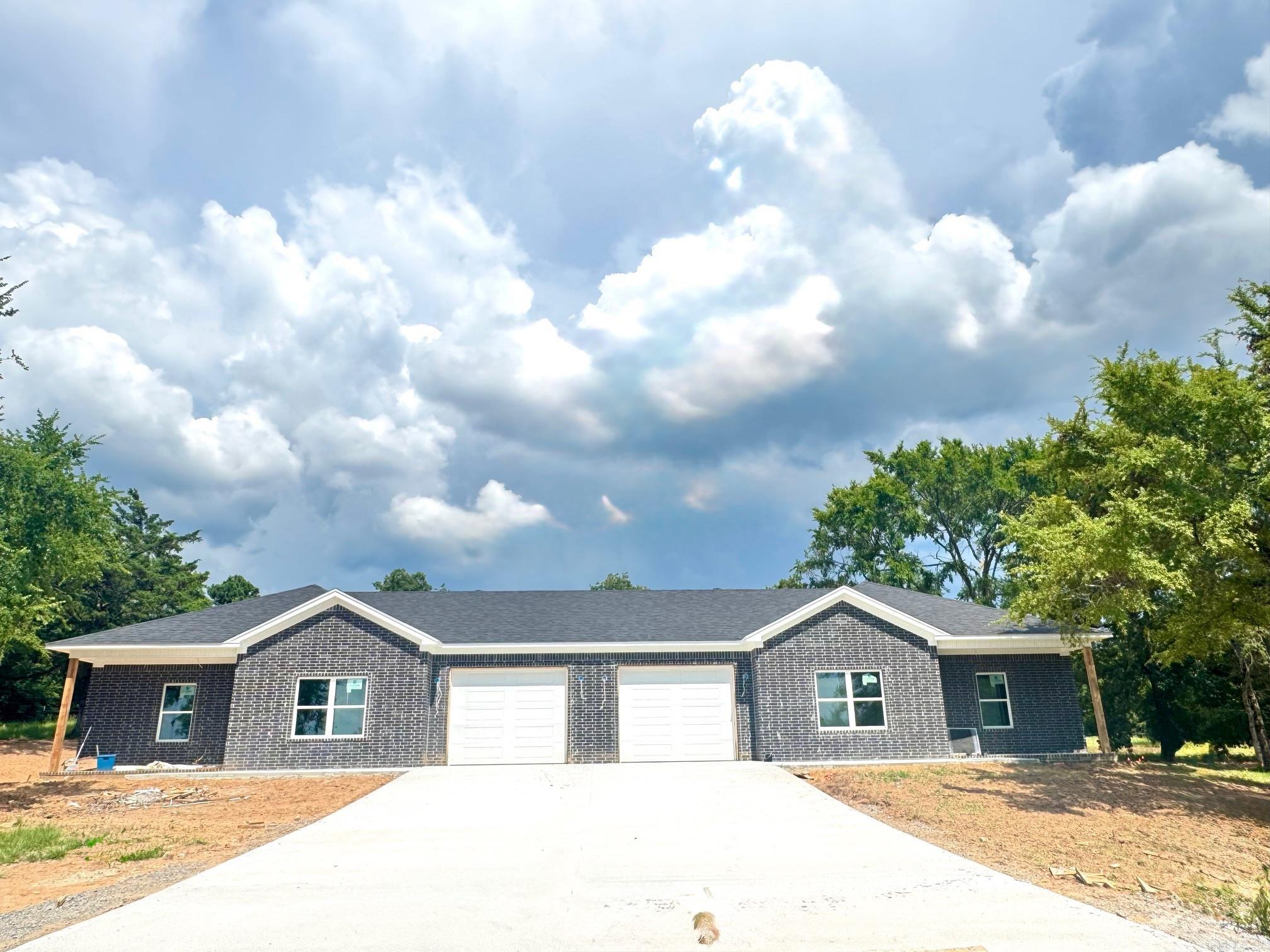 19 Horseshoe Property Photo 1