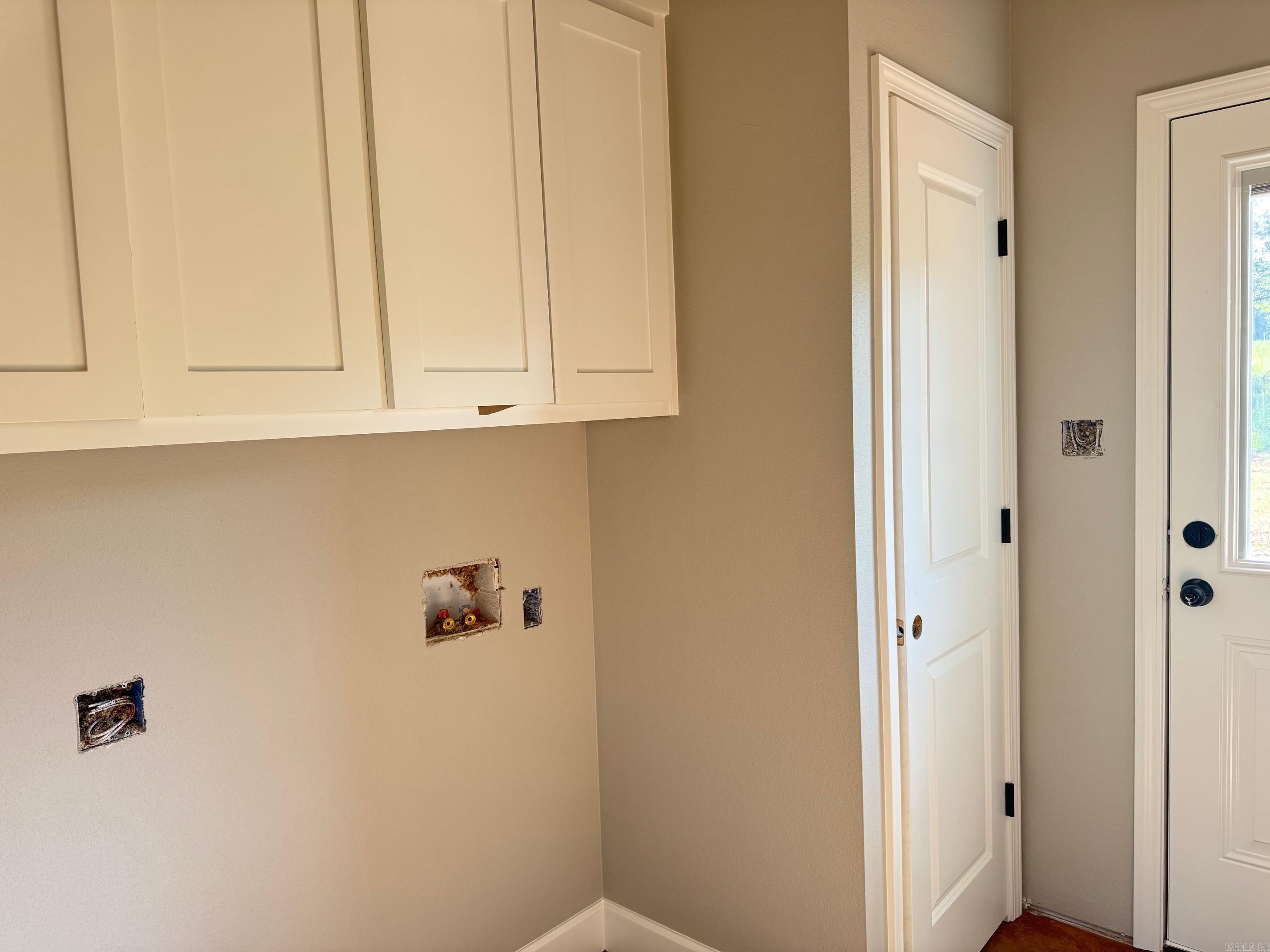 19 Horseshoe Property Photo 5