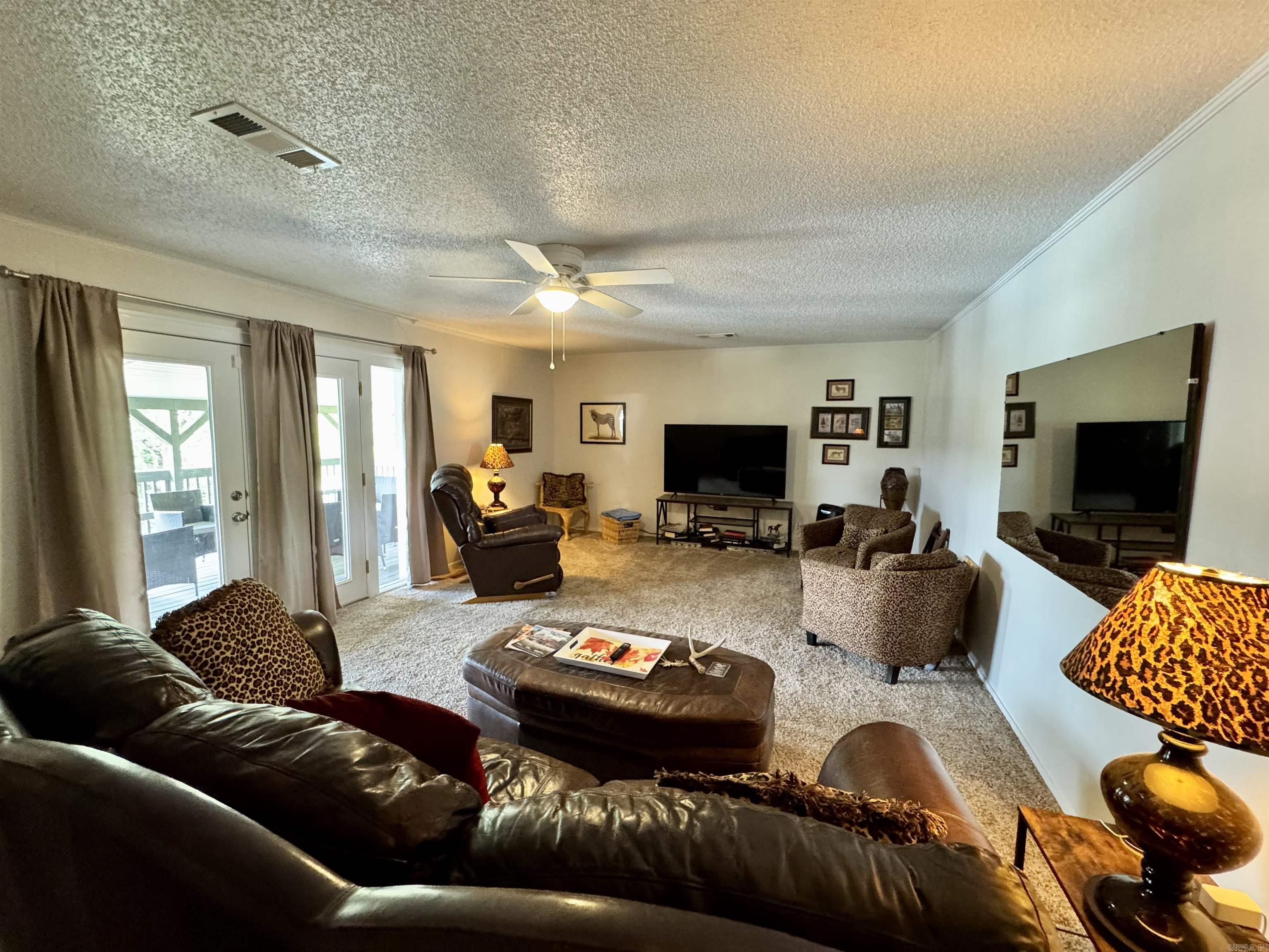 115 Ledgerock Road Property Photo 4