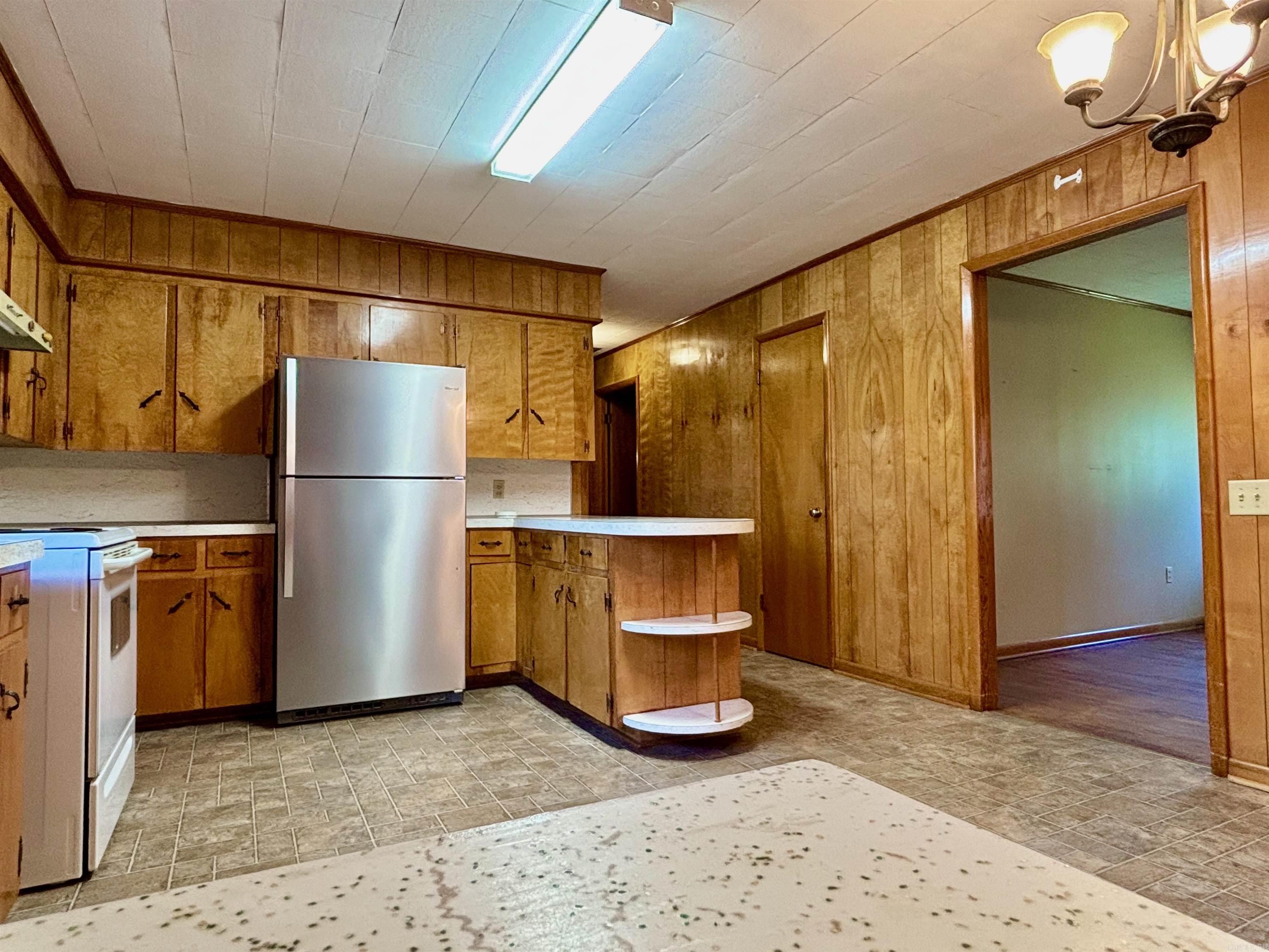 202 S Free St Property Photo 8