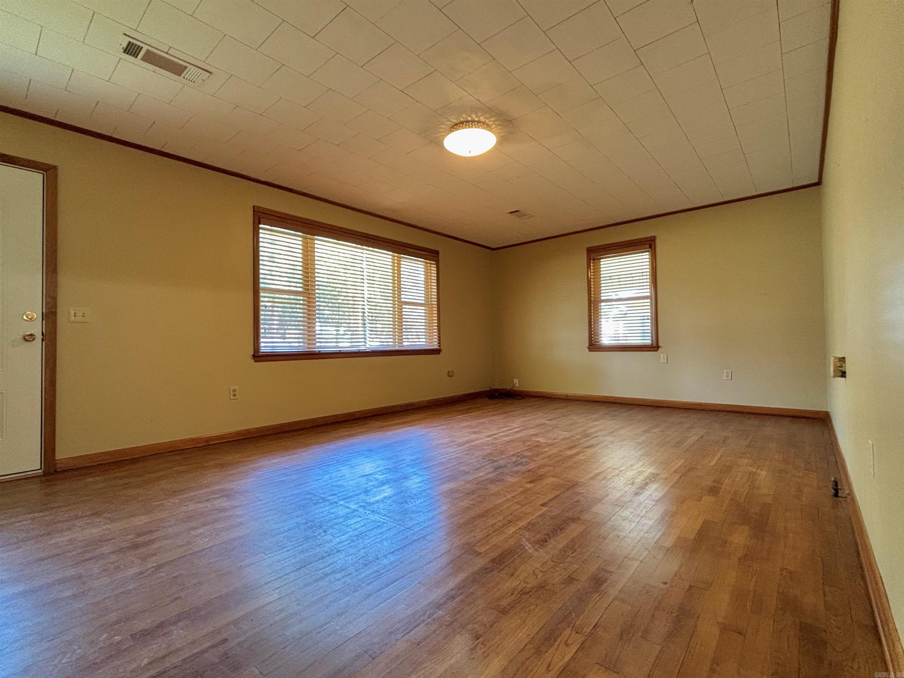 202 S Free St Property Photo 11