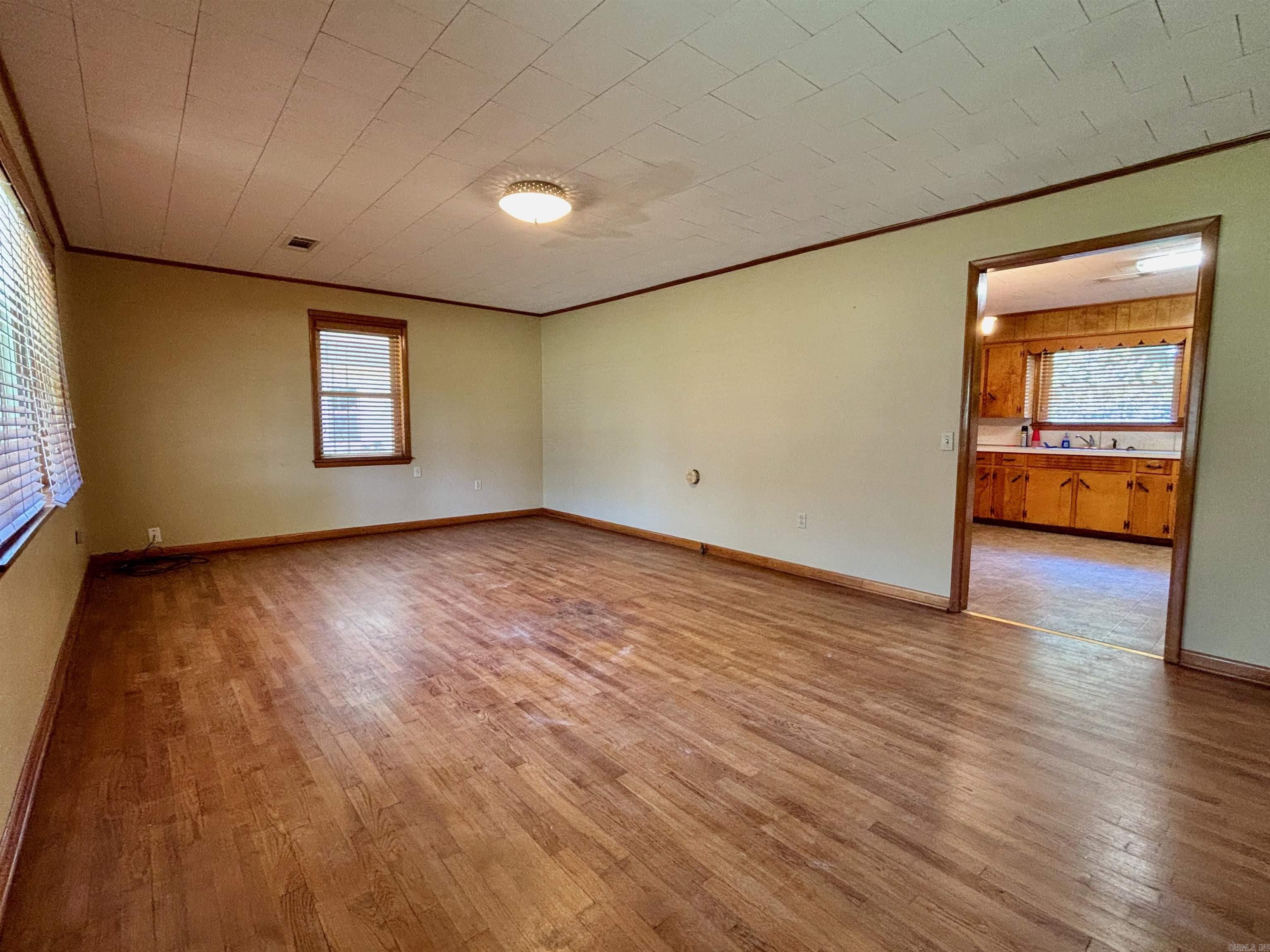 202 S Free St Property Photo 12