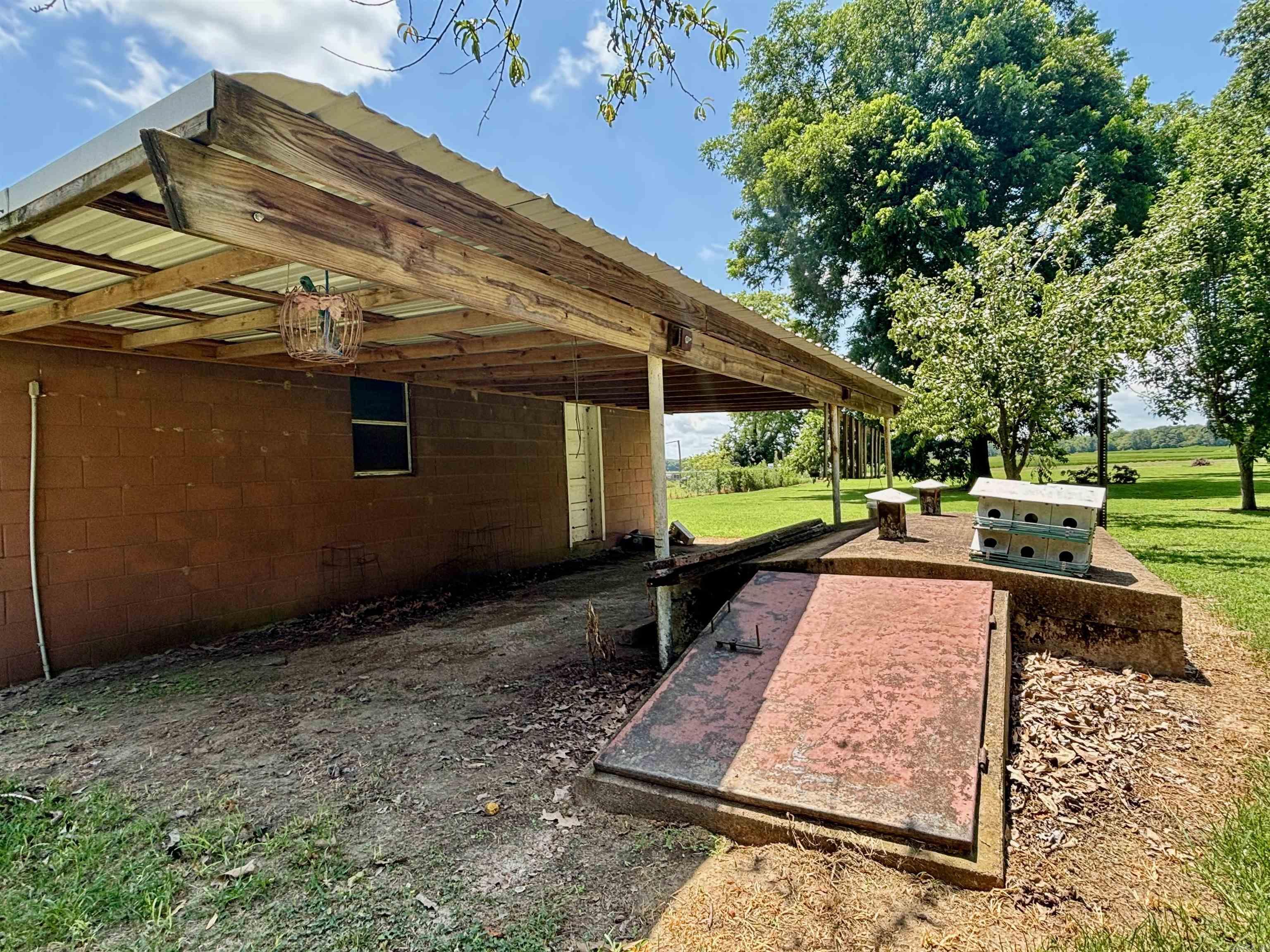 202 S Free St Property Photo 21