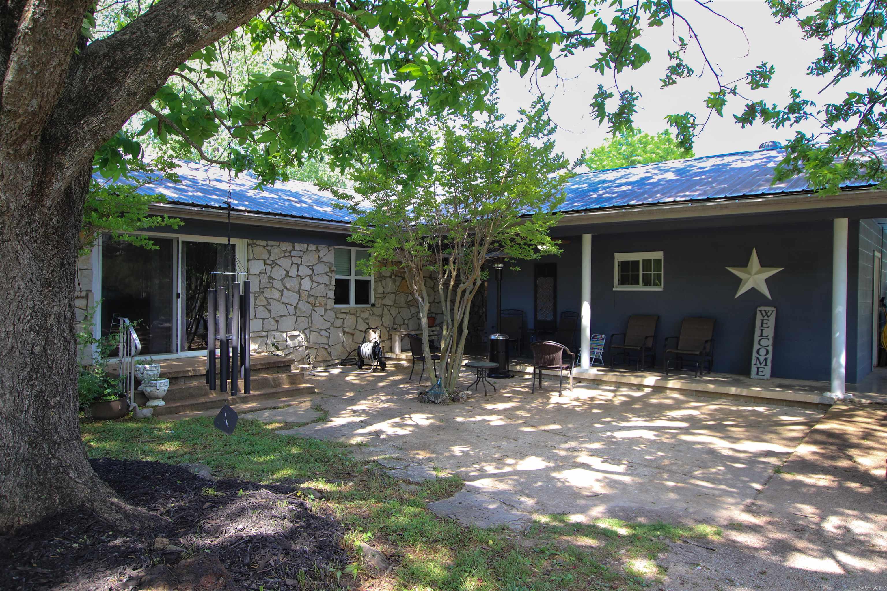 9982 Highway 62 Property Photo 6