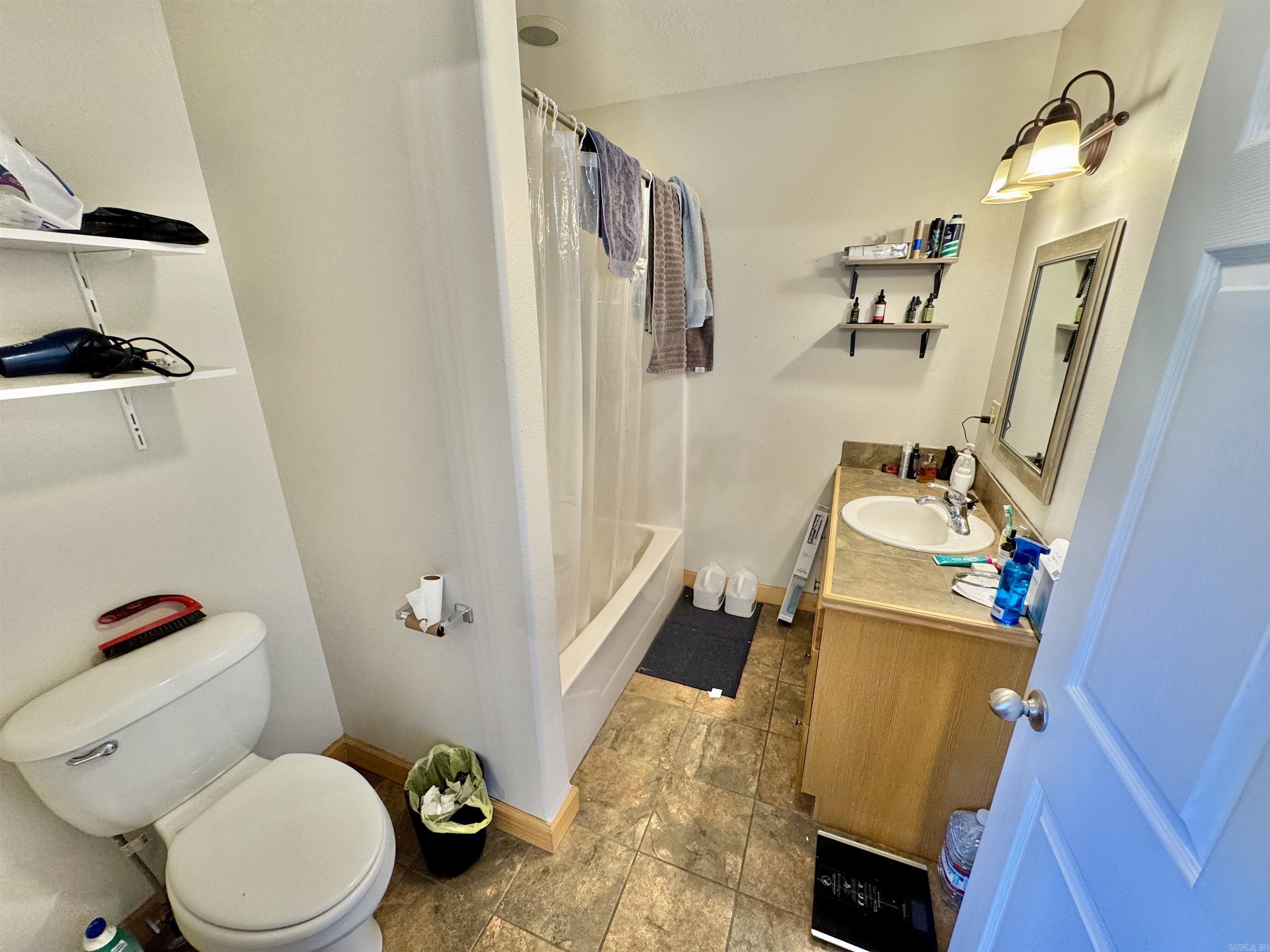 604 Frances Cove Apts. A-d Property Photo 30