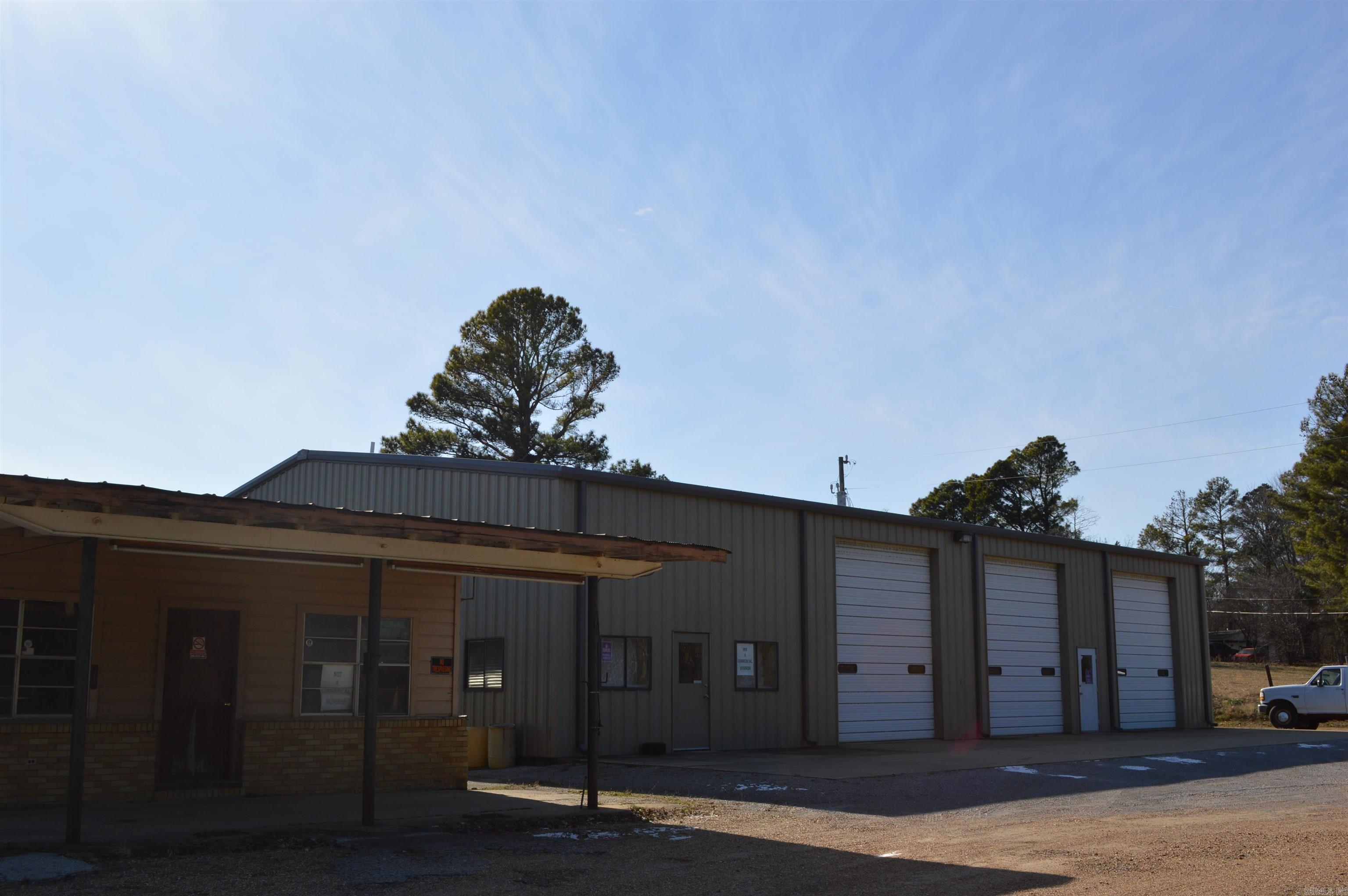 19520 E 14 Highway Property Photo 24