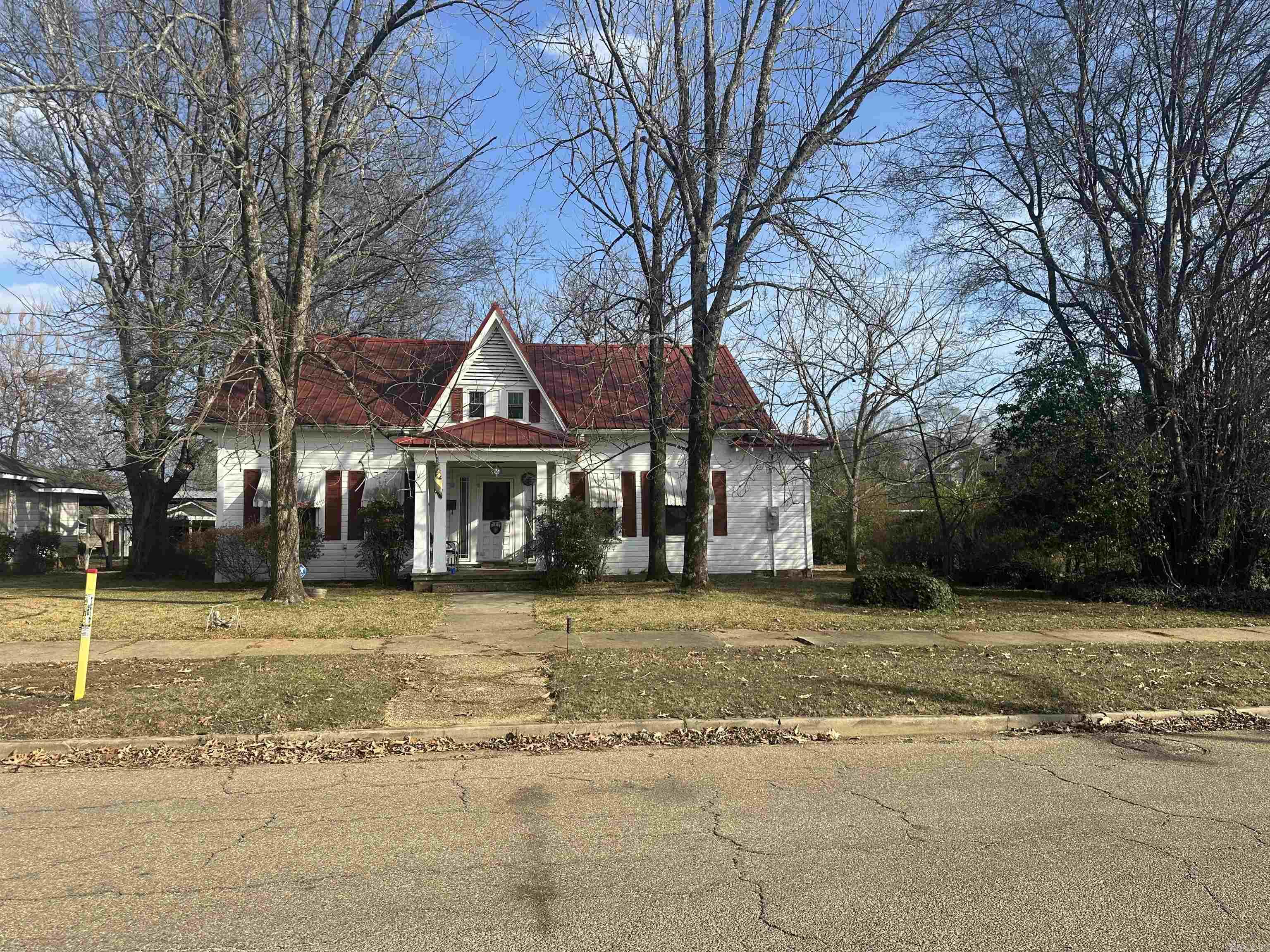 301 Chestnut Property Photo 1