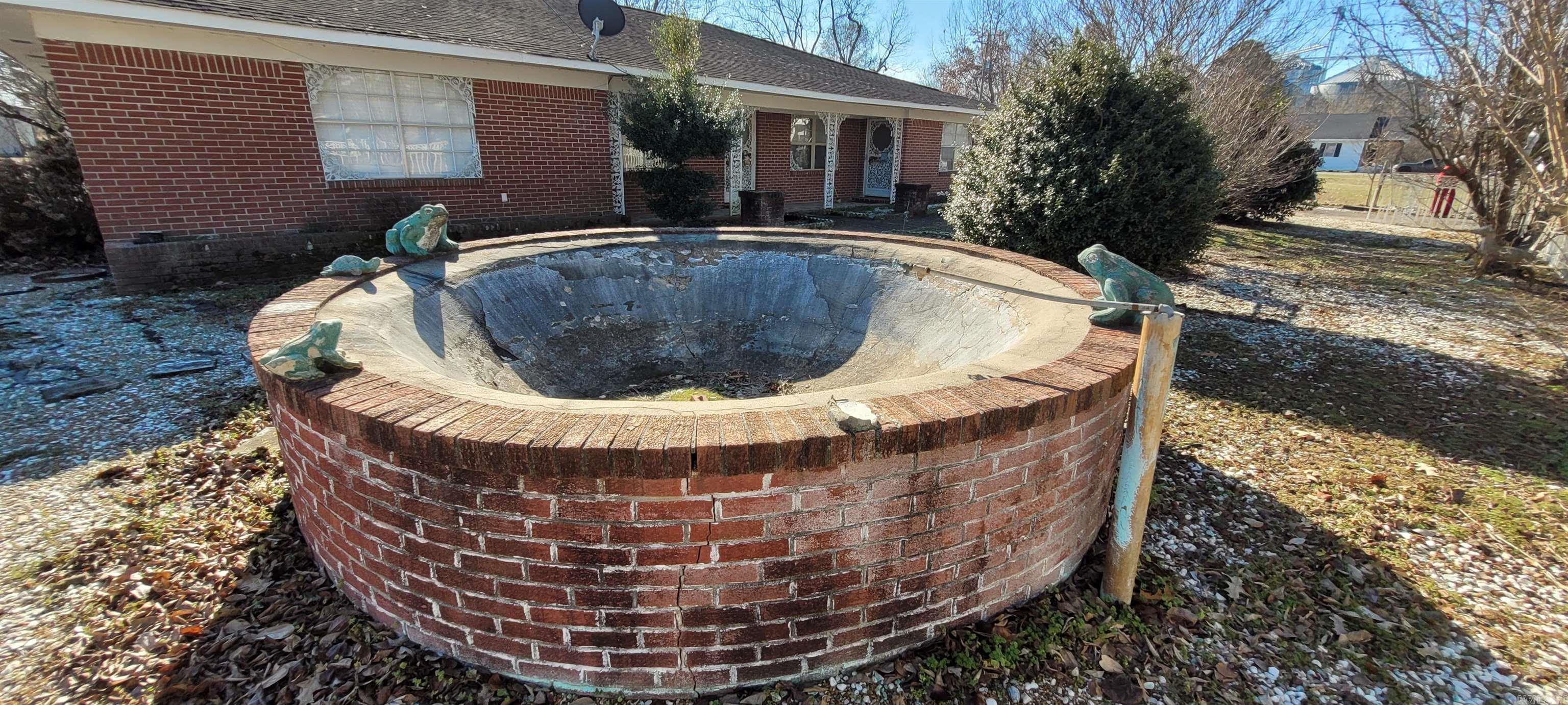 305 Pine Street Property Photo 26