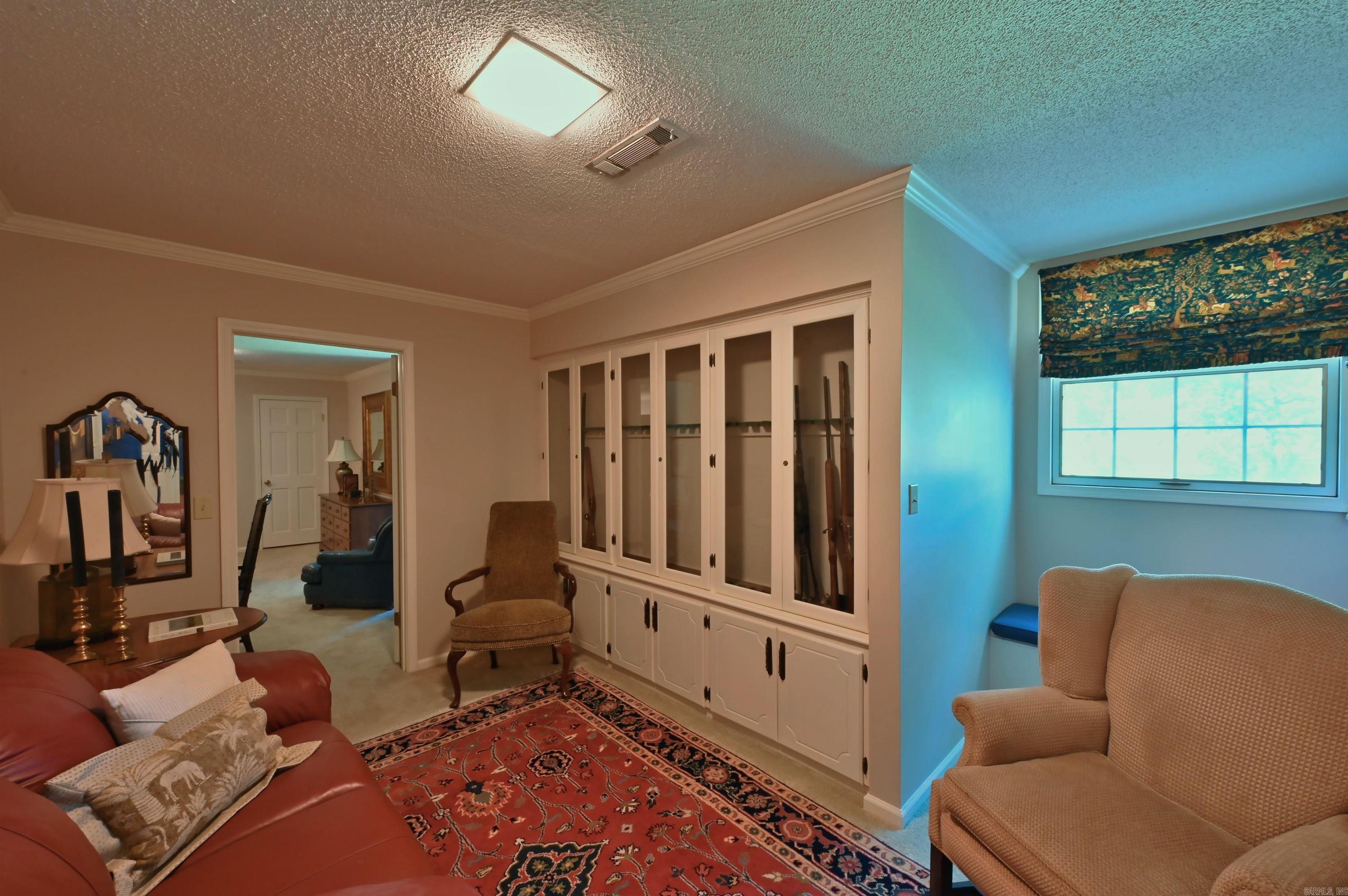 1003 Oakwood Dr Property Photo 32