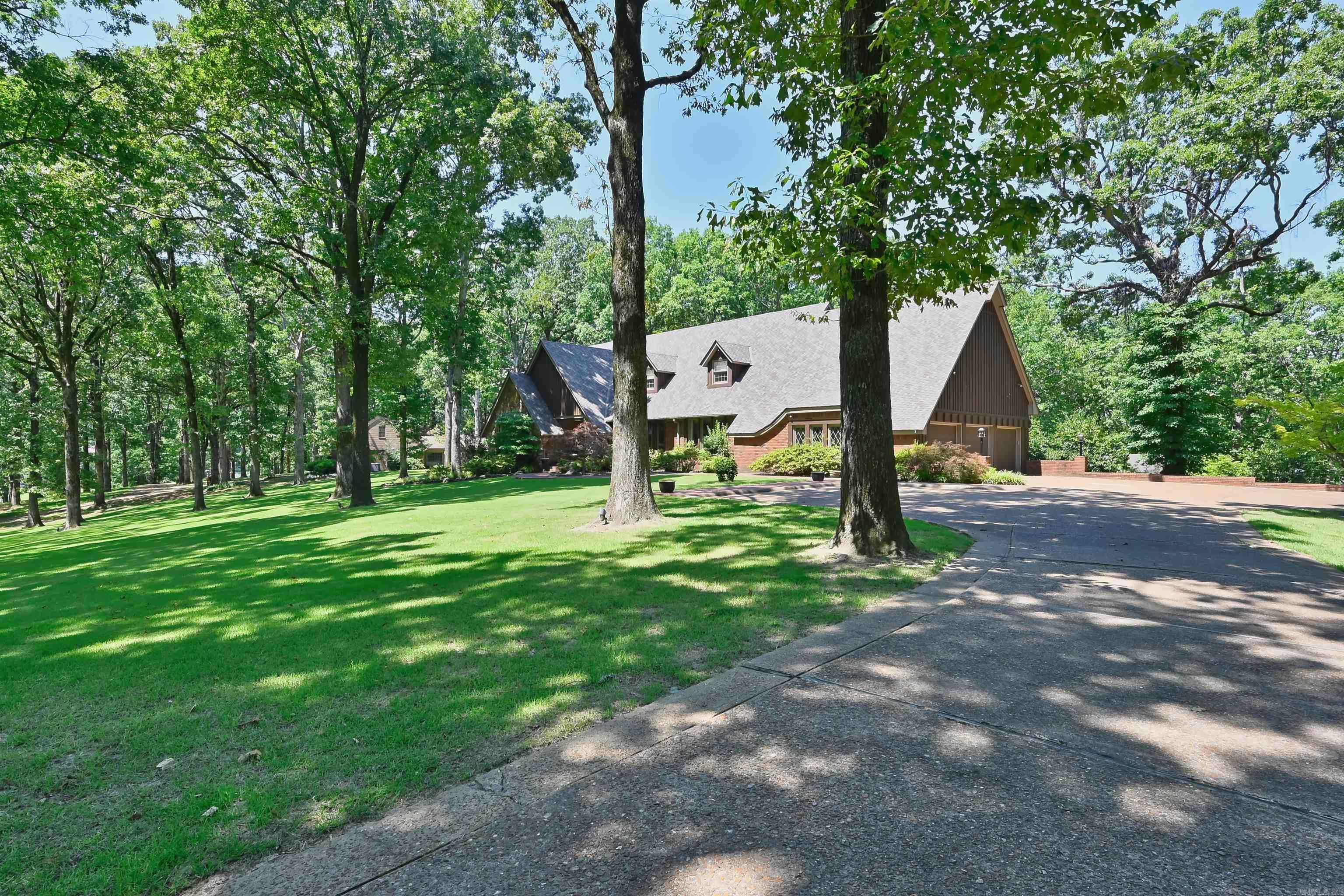 1003 Oakwood Dr Property Photo 38