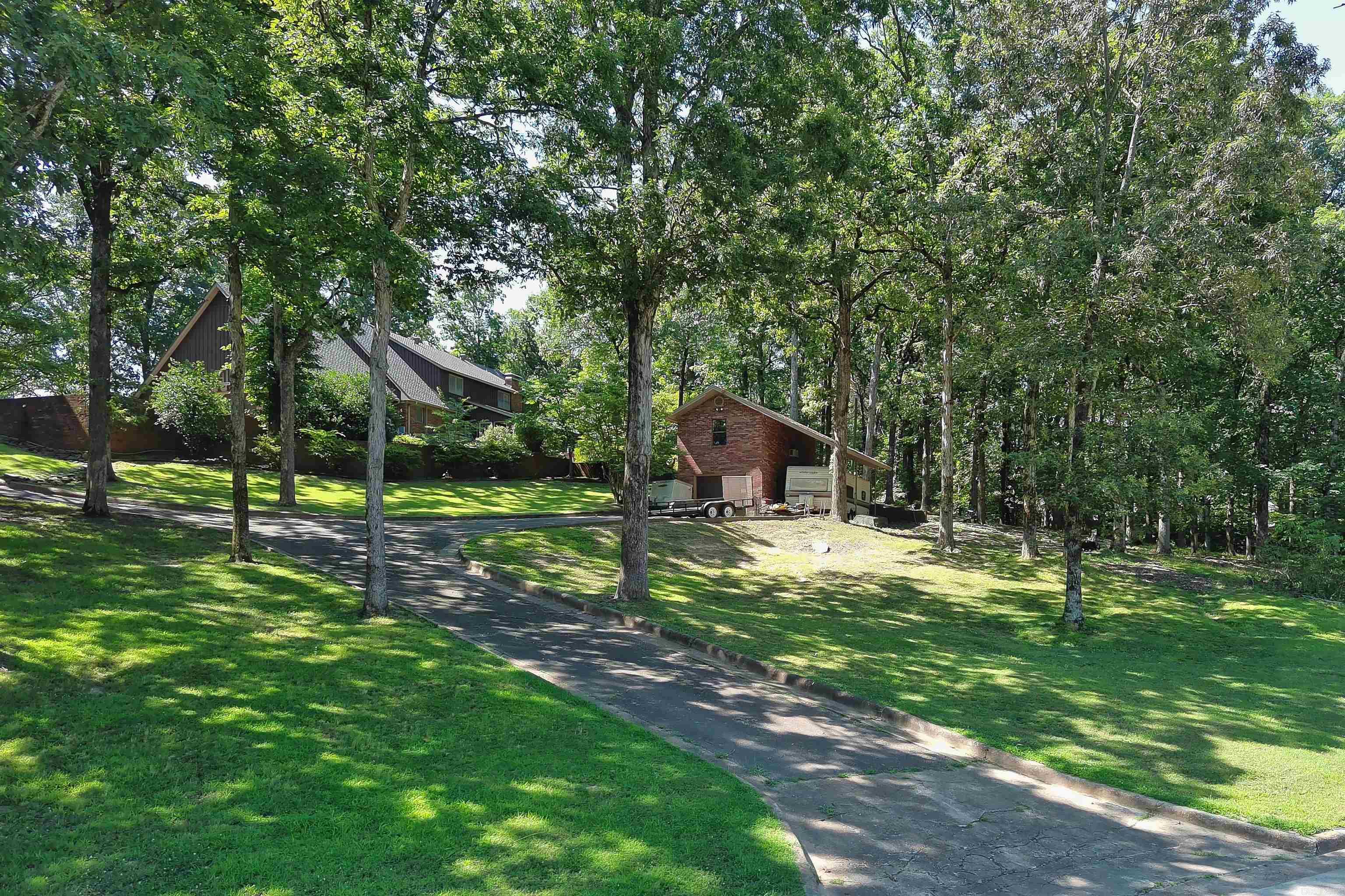 1003 Oakwood Dr Property Photo 47