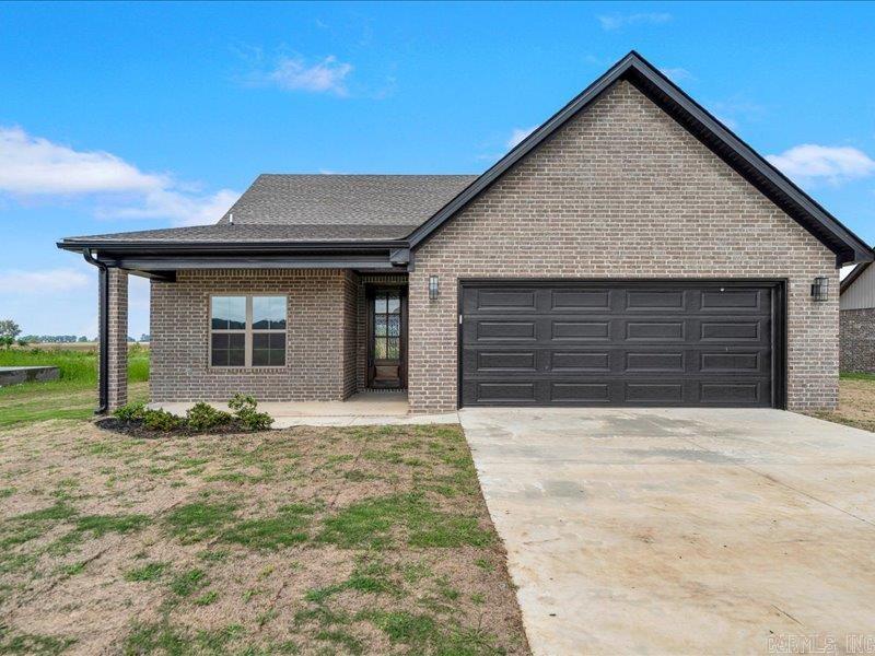 173 Pintail Pointe Property Photo 1