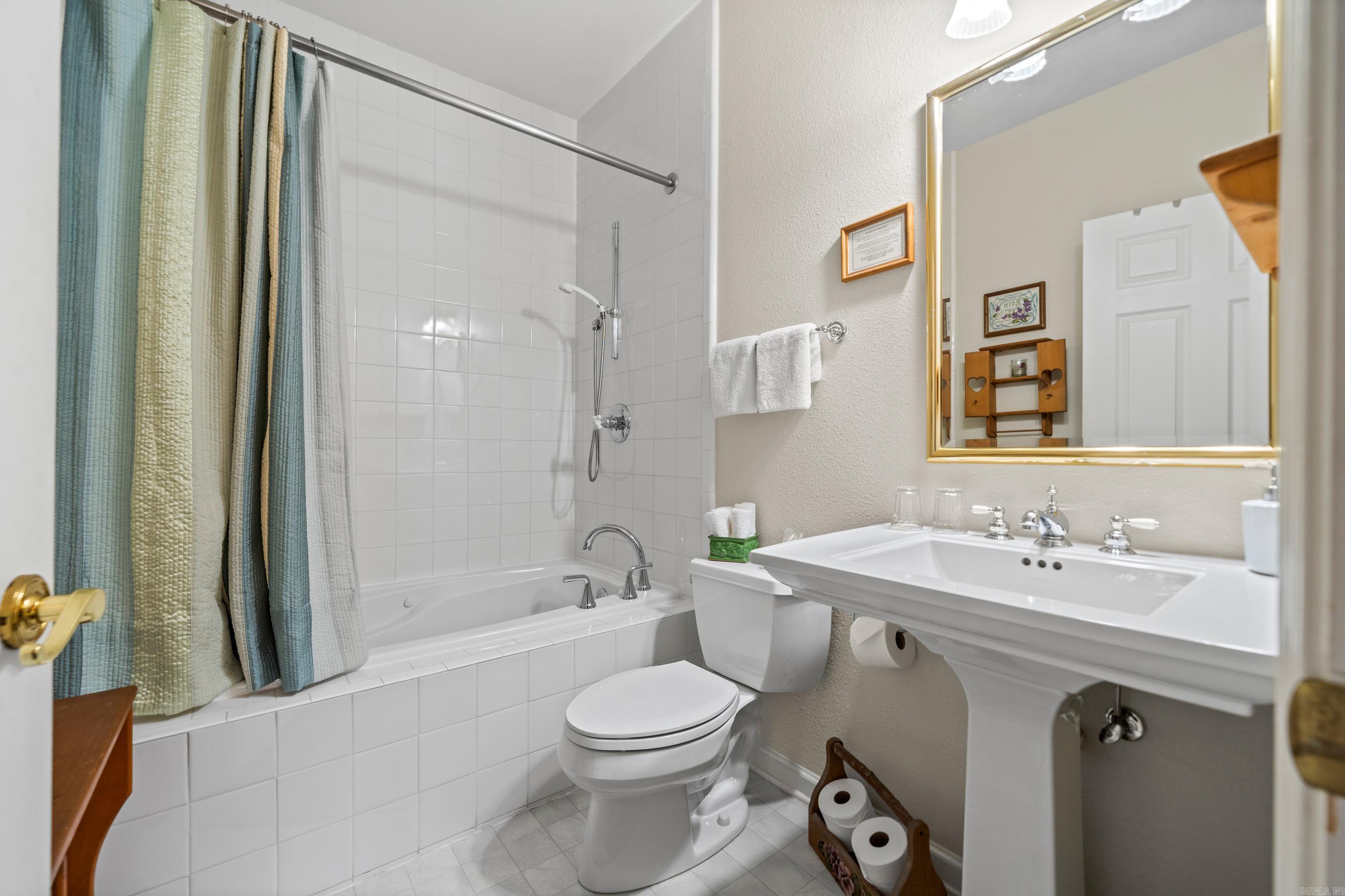 10860 N Highway 7 Property Photo 29