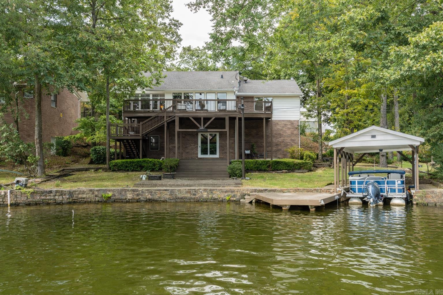 215 Osprey Drive Property Photo 1