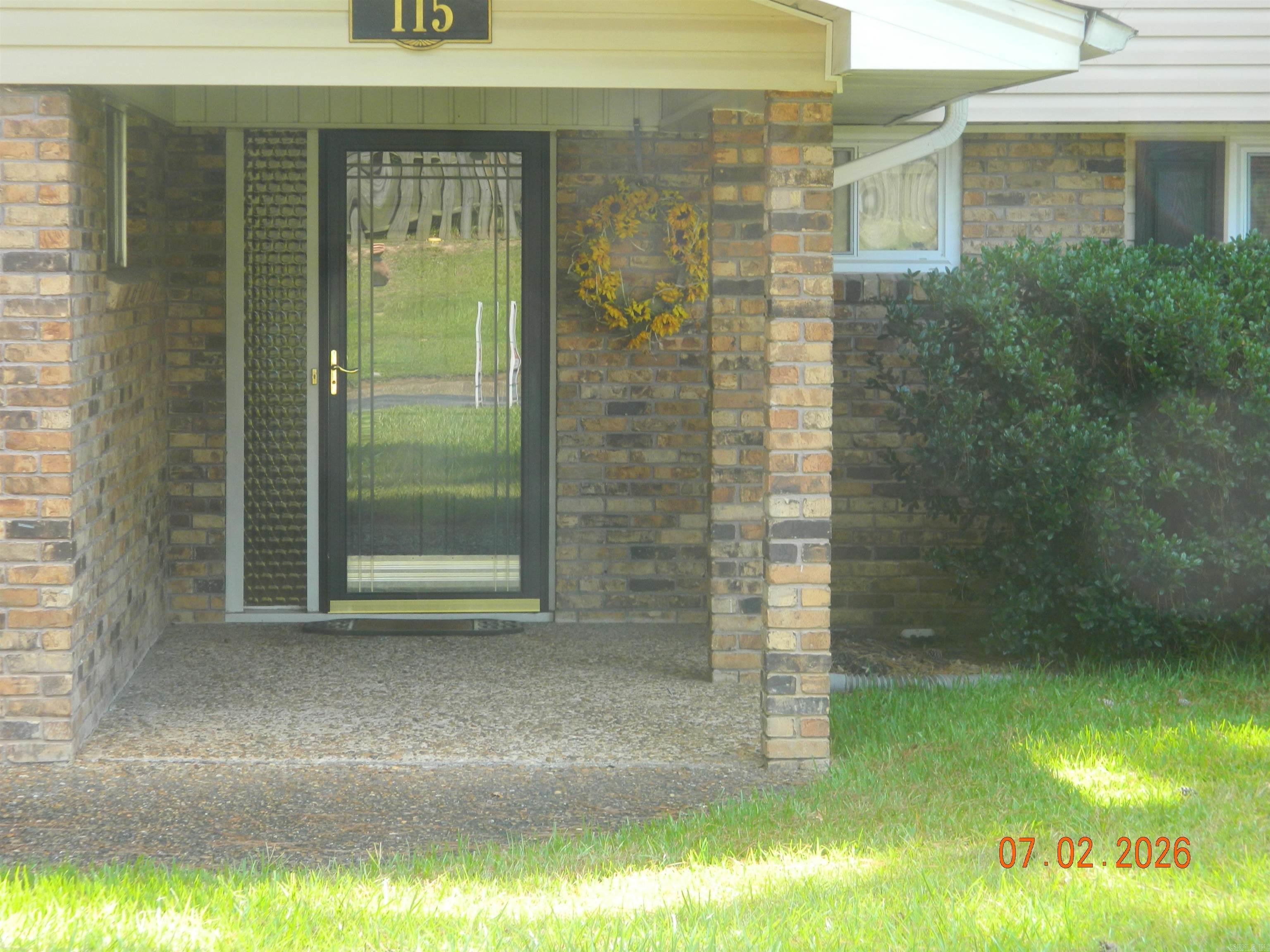 115 Evonshire Street Property Photo 1