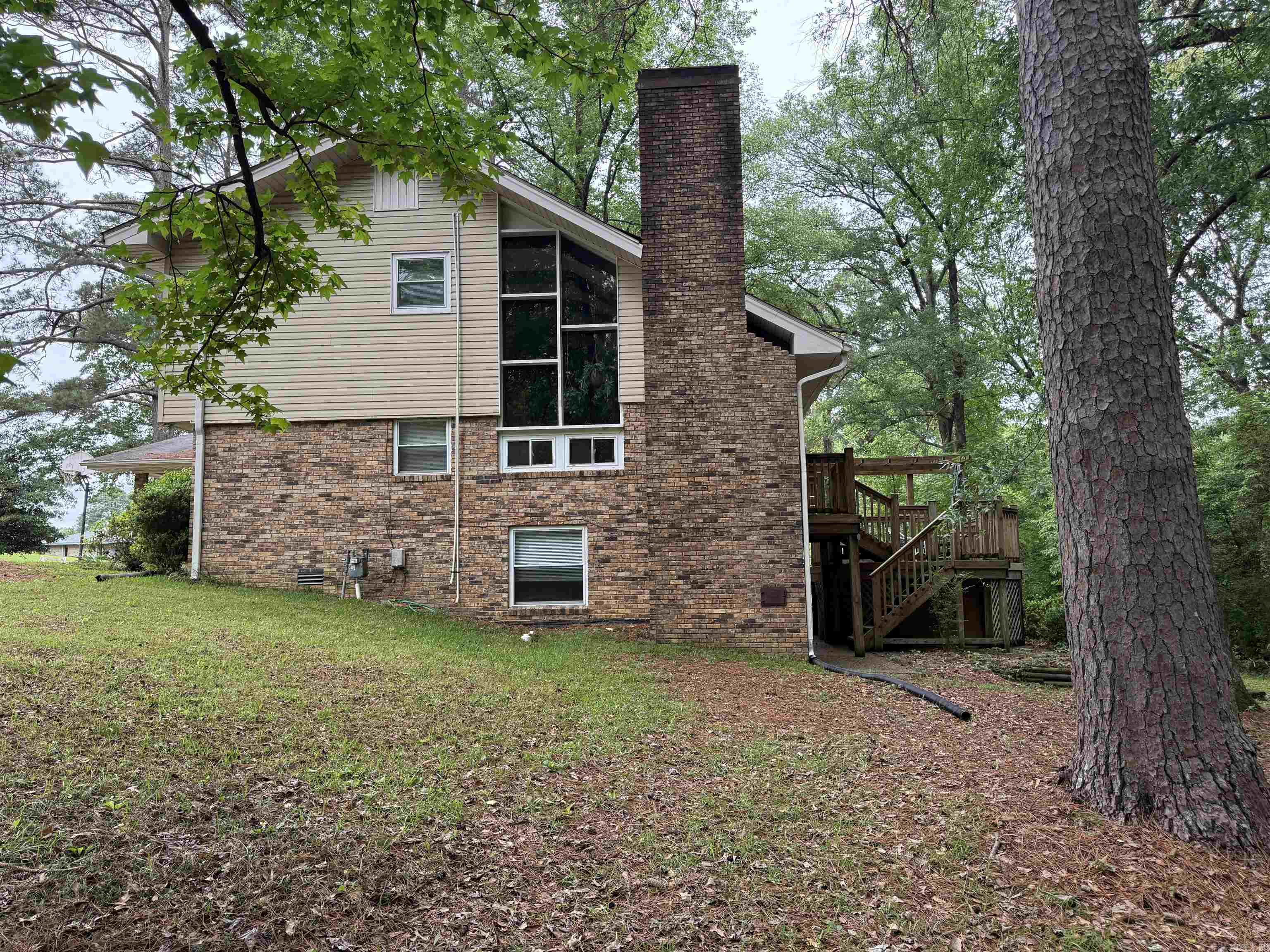 115 Evonshire Street Property Photo 2