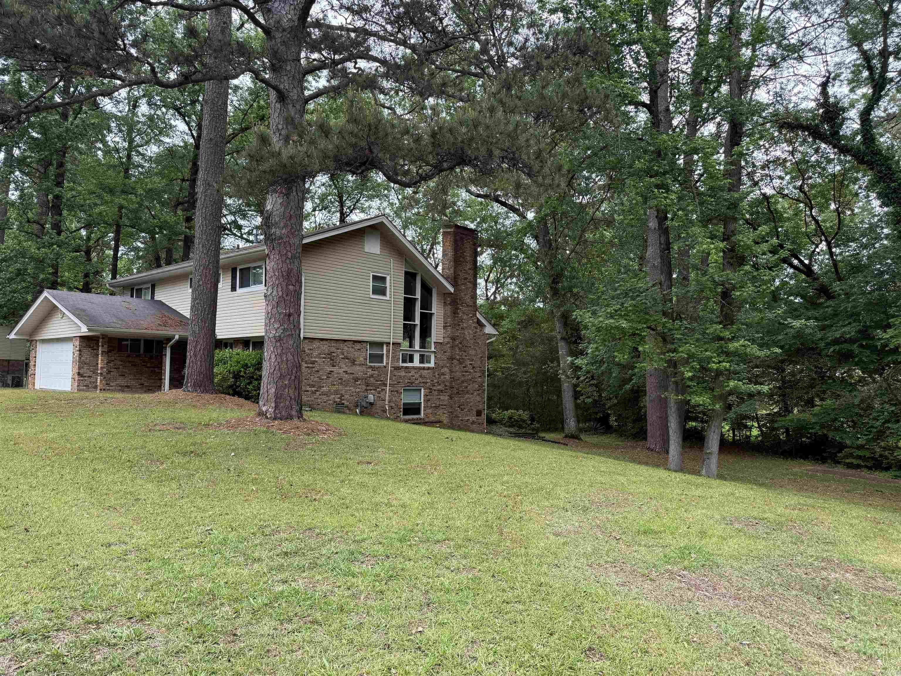 115 Evonshire Street Property Photo 3