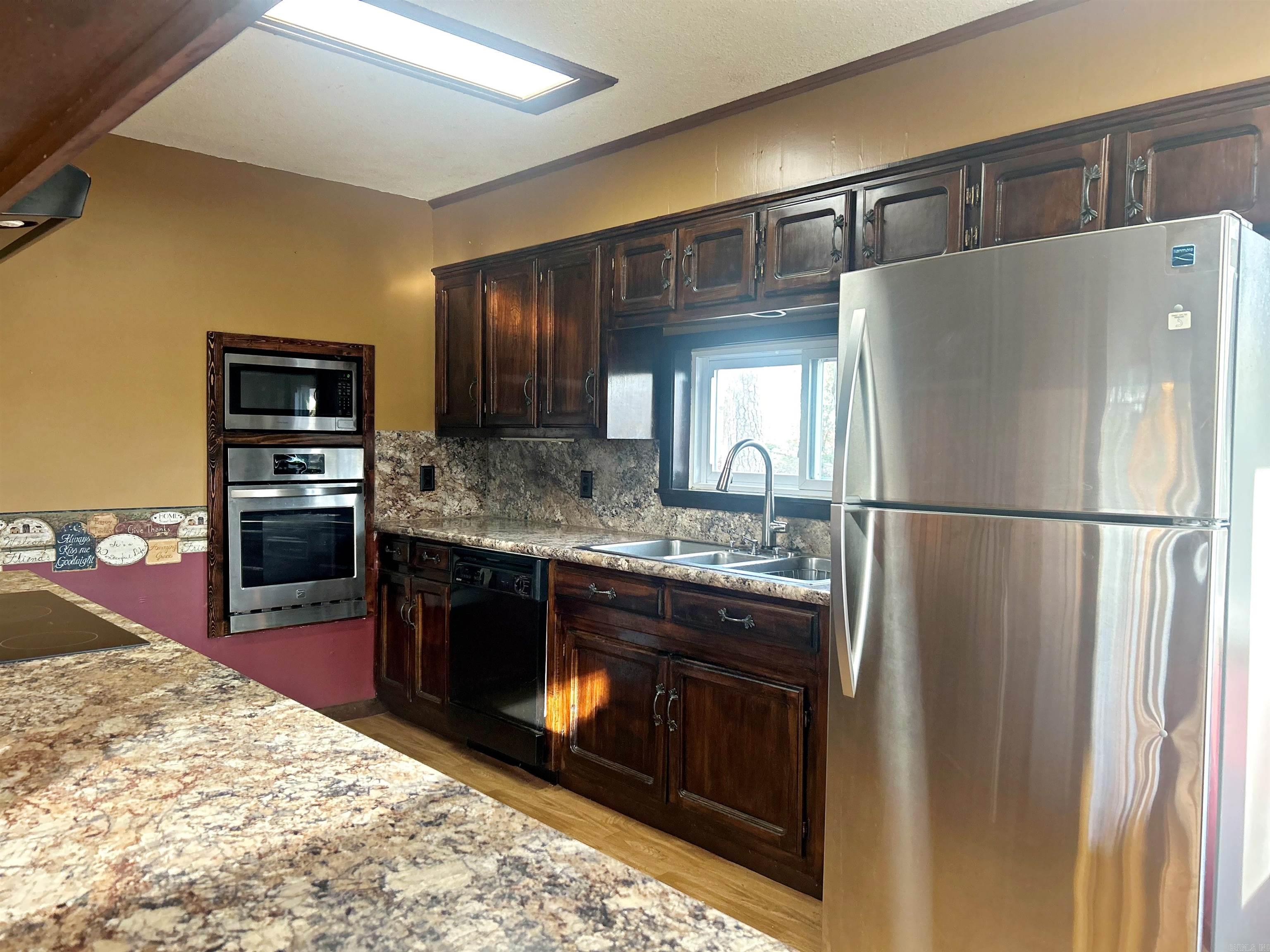 115 Evonshire Street Property Photo 16