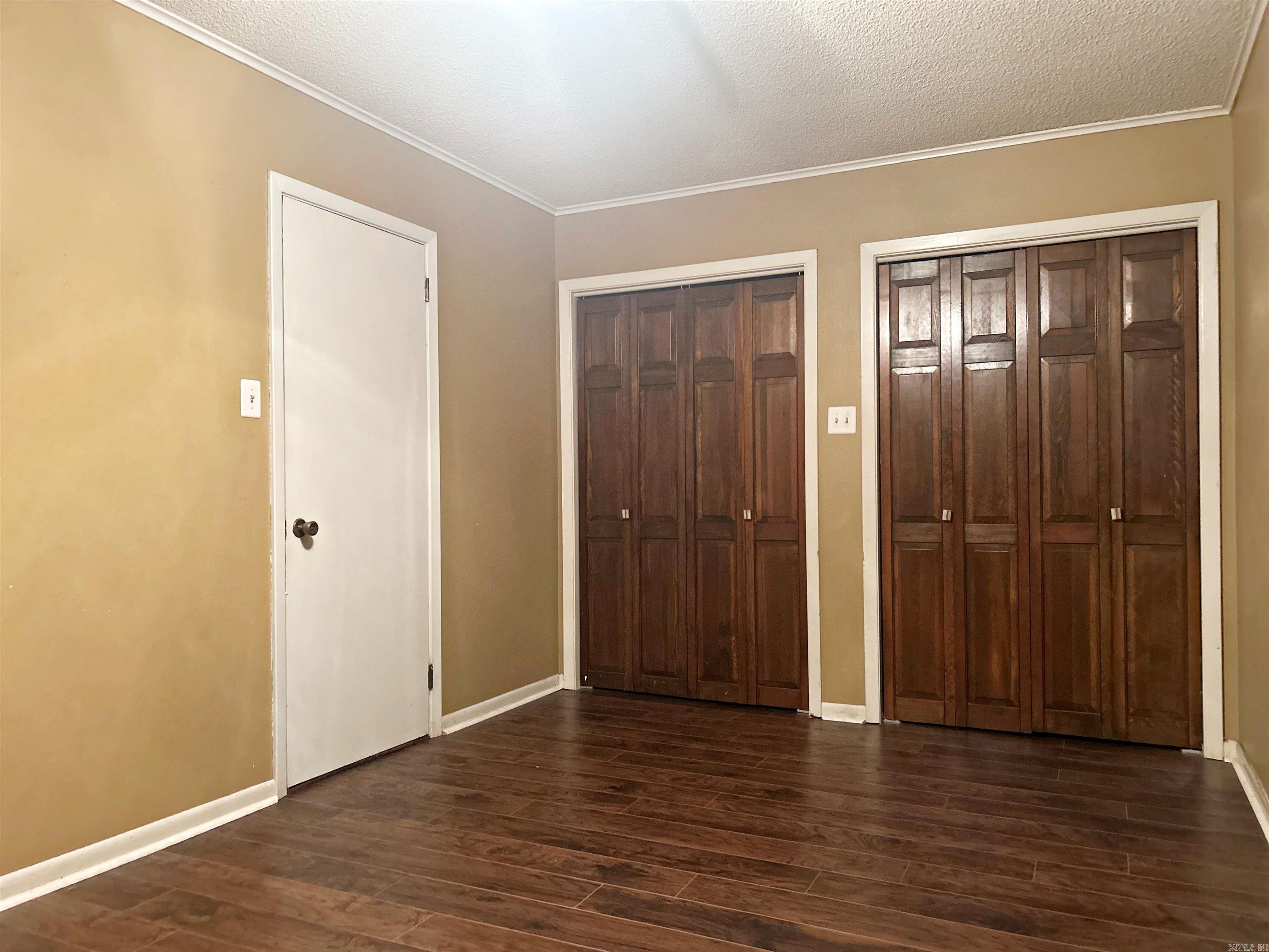 115 Evonshire Street Property Photo 33