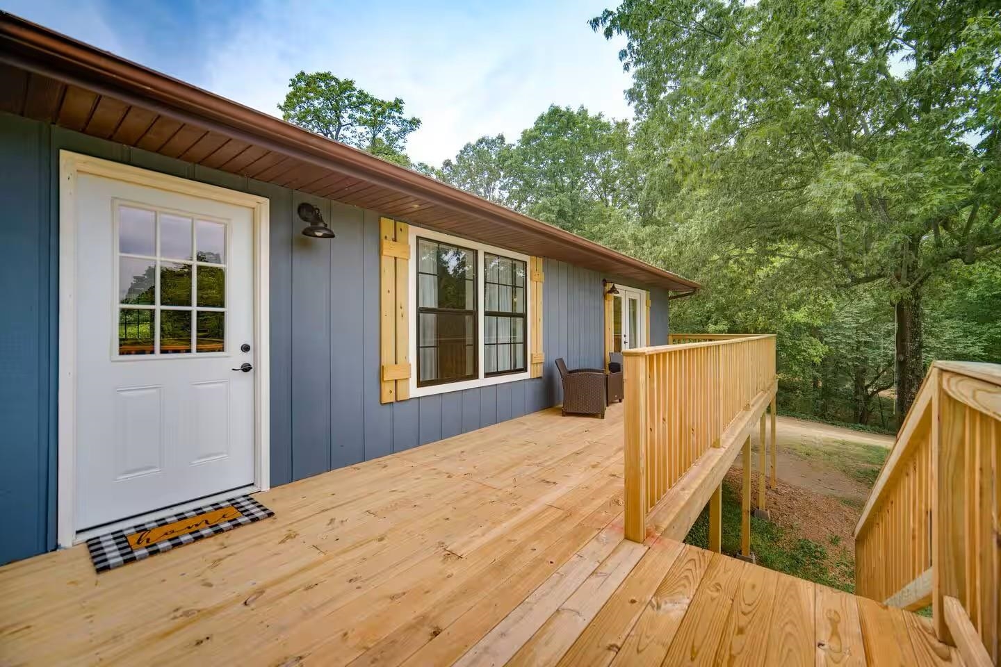 35 Riverbend Rd Property Photo 6