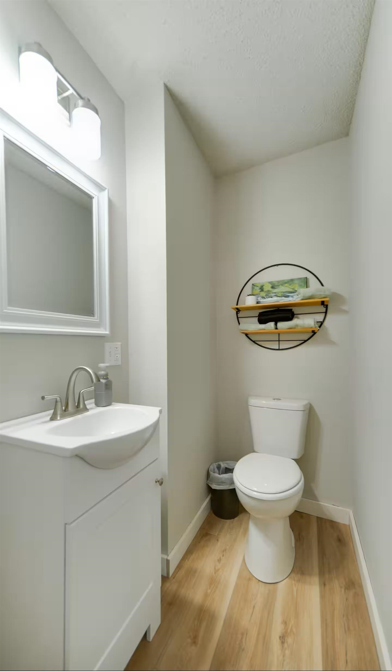 35 Riverbend Rd Property Photo 24
