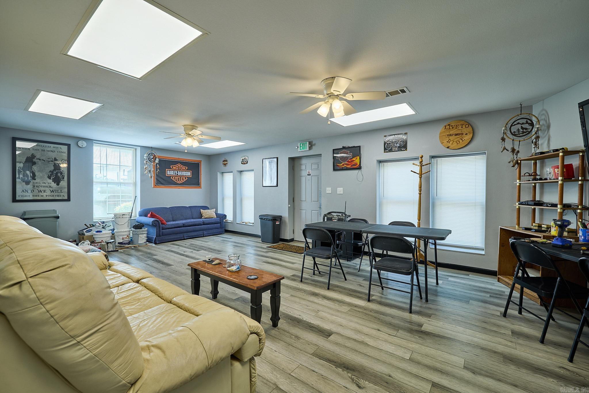 901 Spring Street Property Photo 6