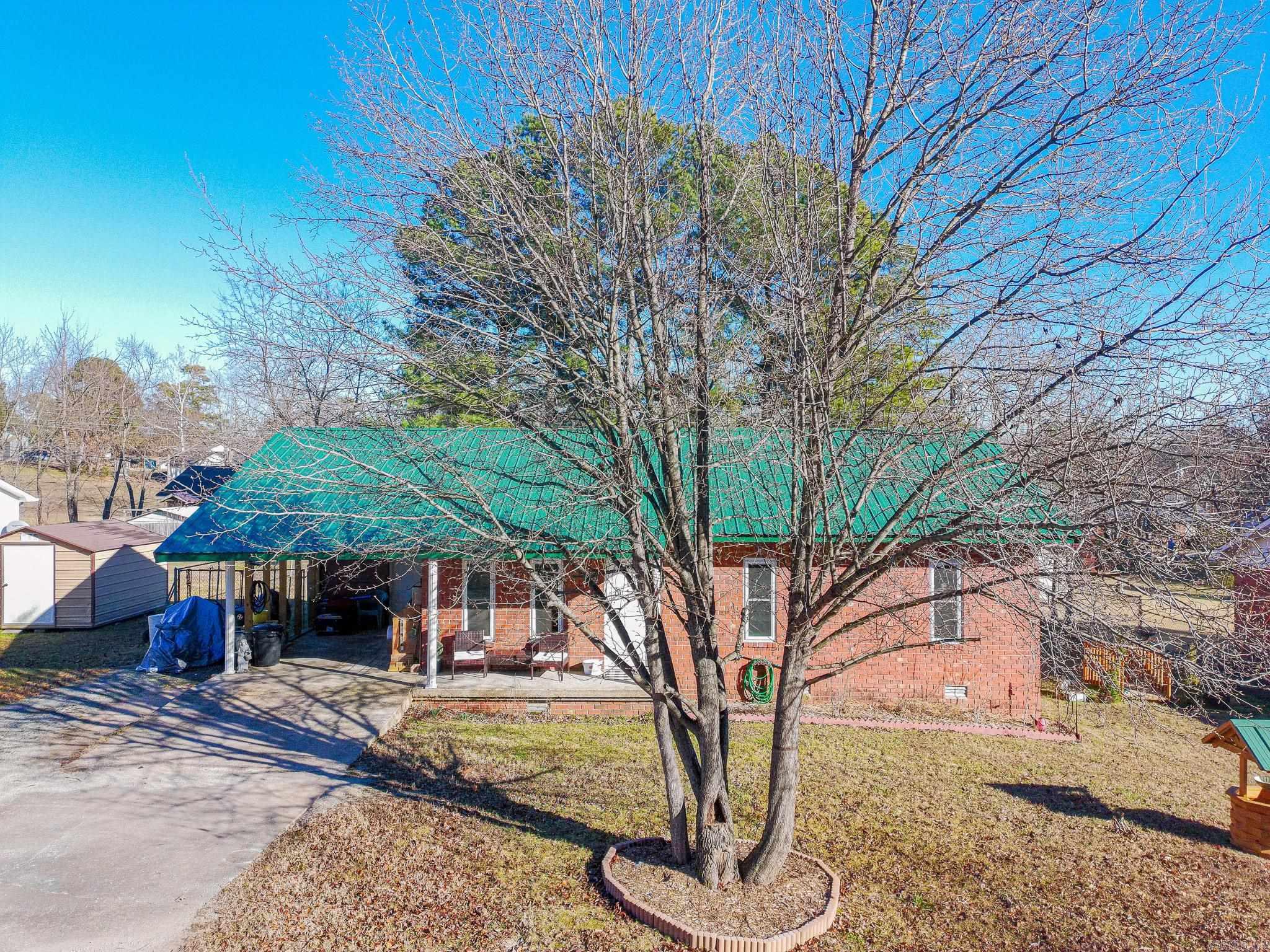 1104 Ridgecrest Property Photo 1