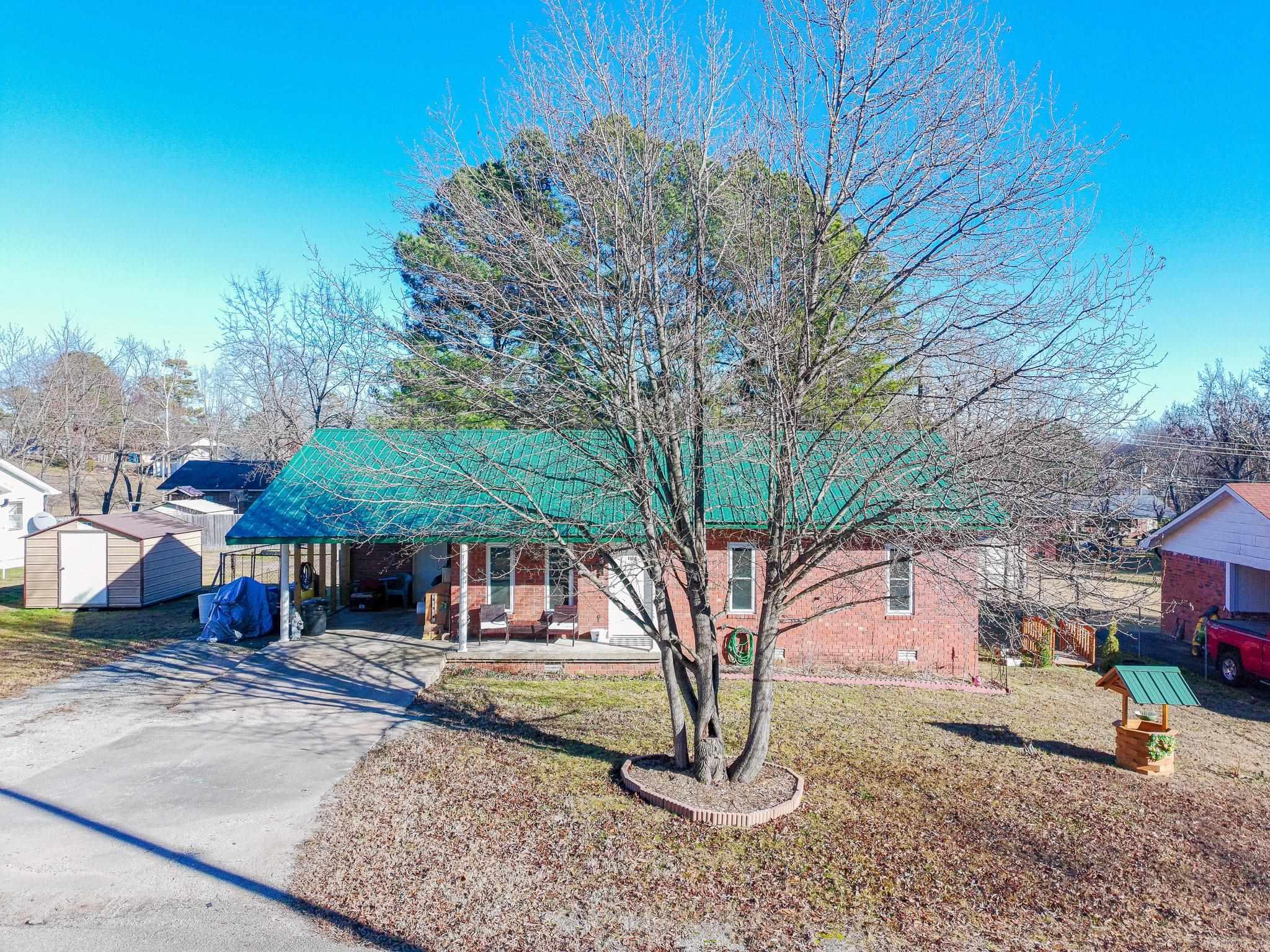1104 Ridgecrest Property Photo 2