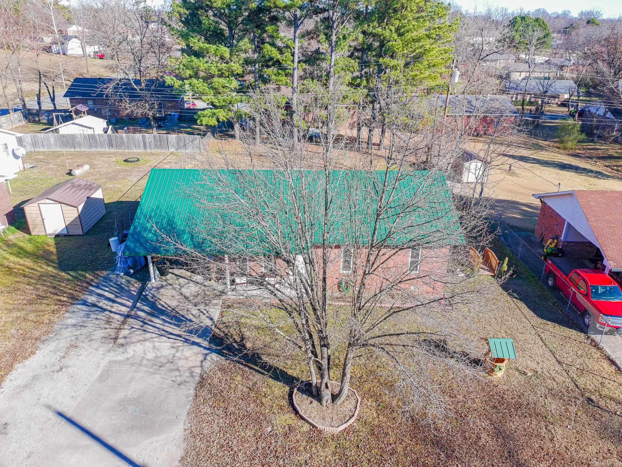 1104 Ridgecrest Property Photo 3