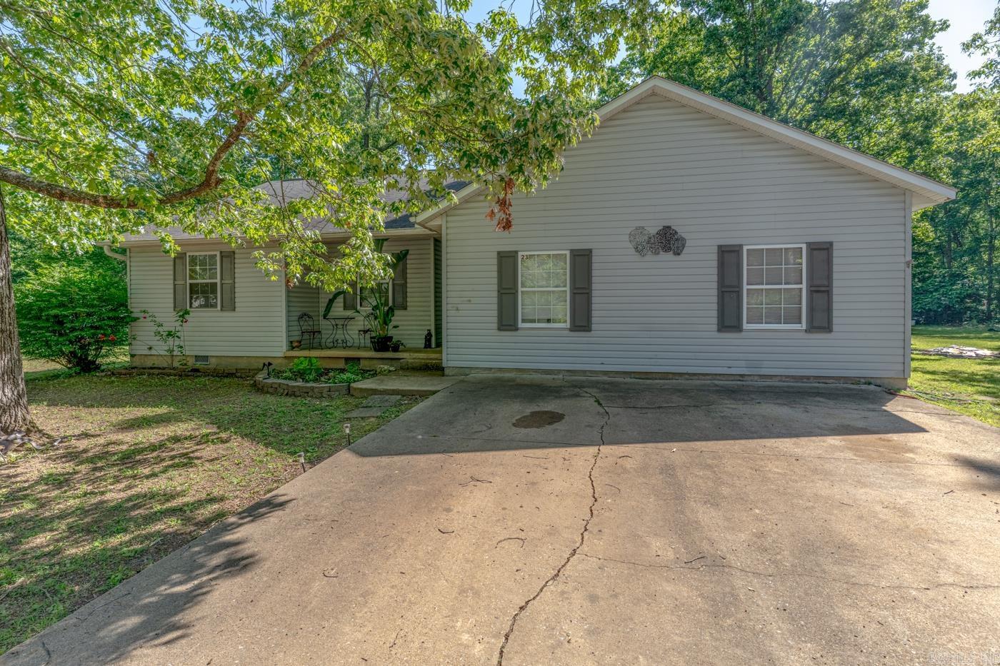 23 Matecumbe Drive Property Photo 1