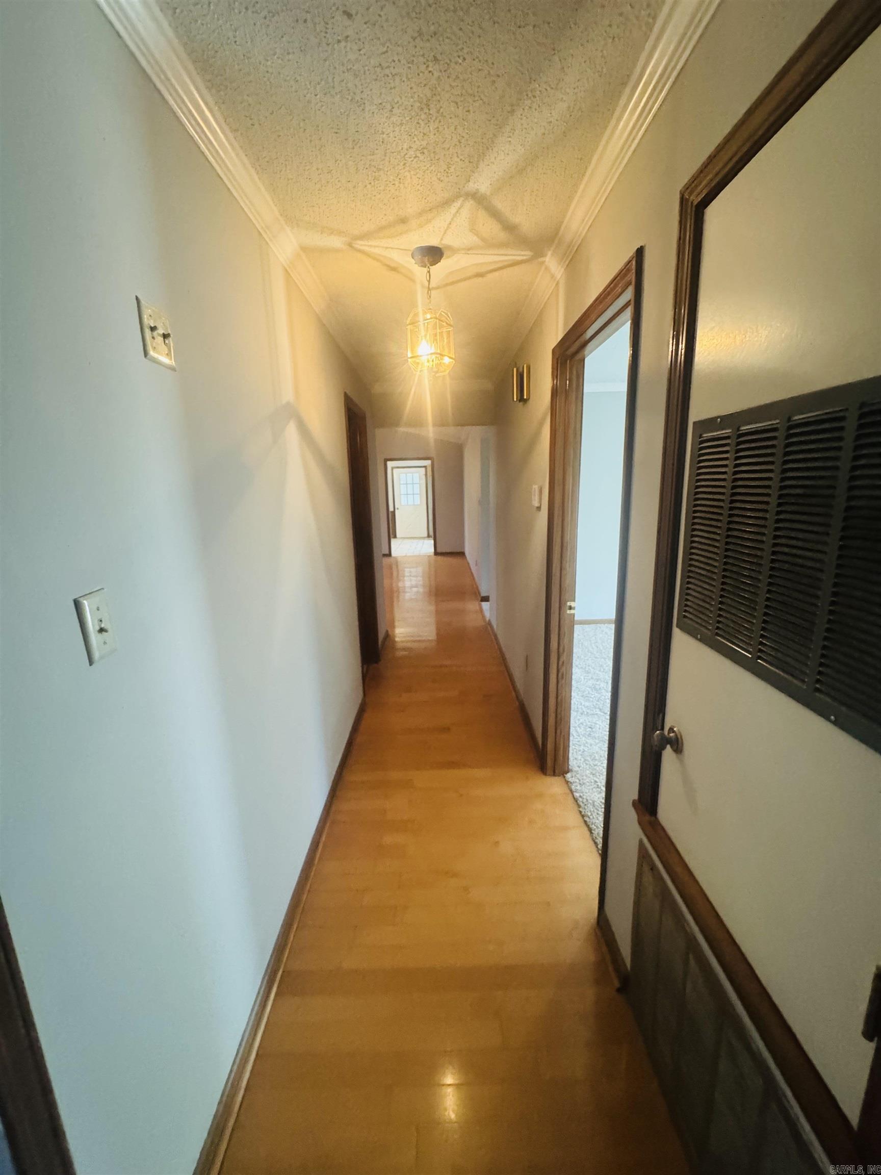 1070 Choctaw Avenue Property Photo 15