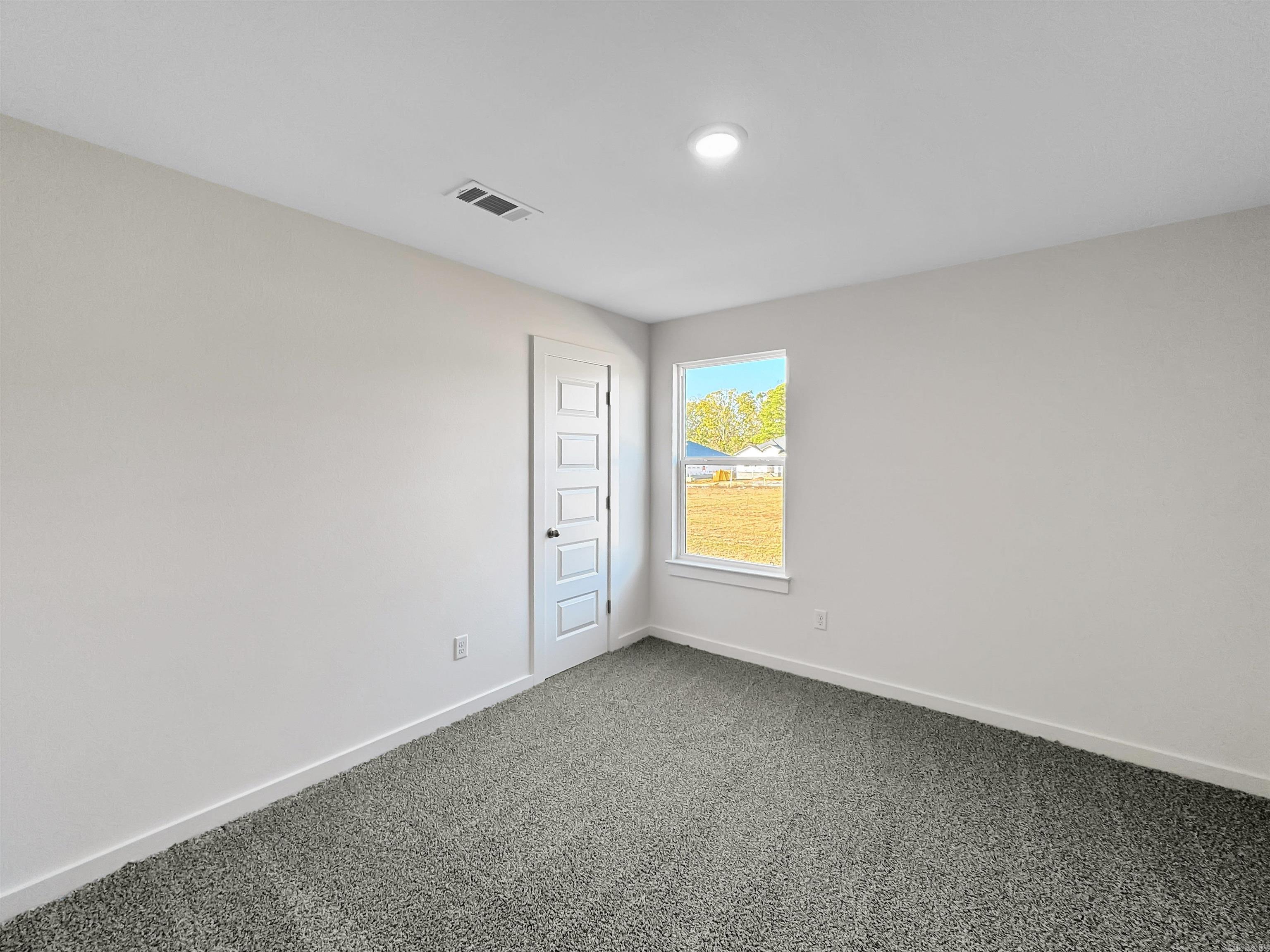 6337 Warwick Drive Property Photo 11