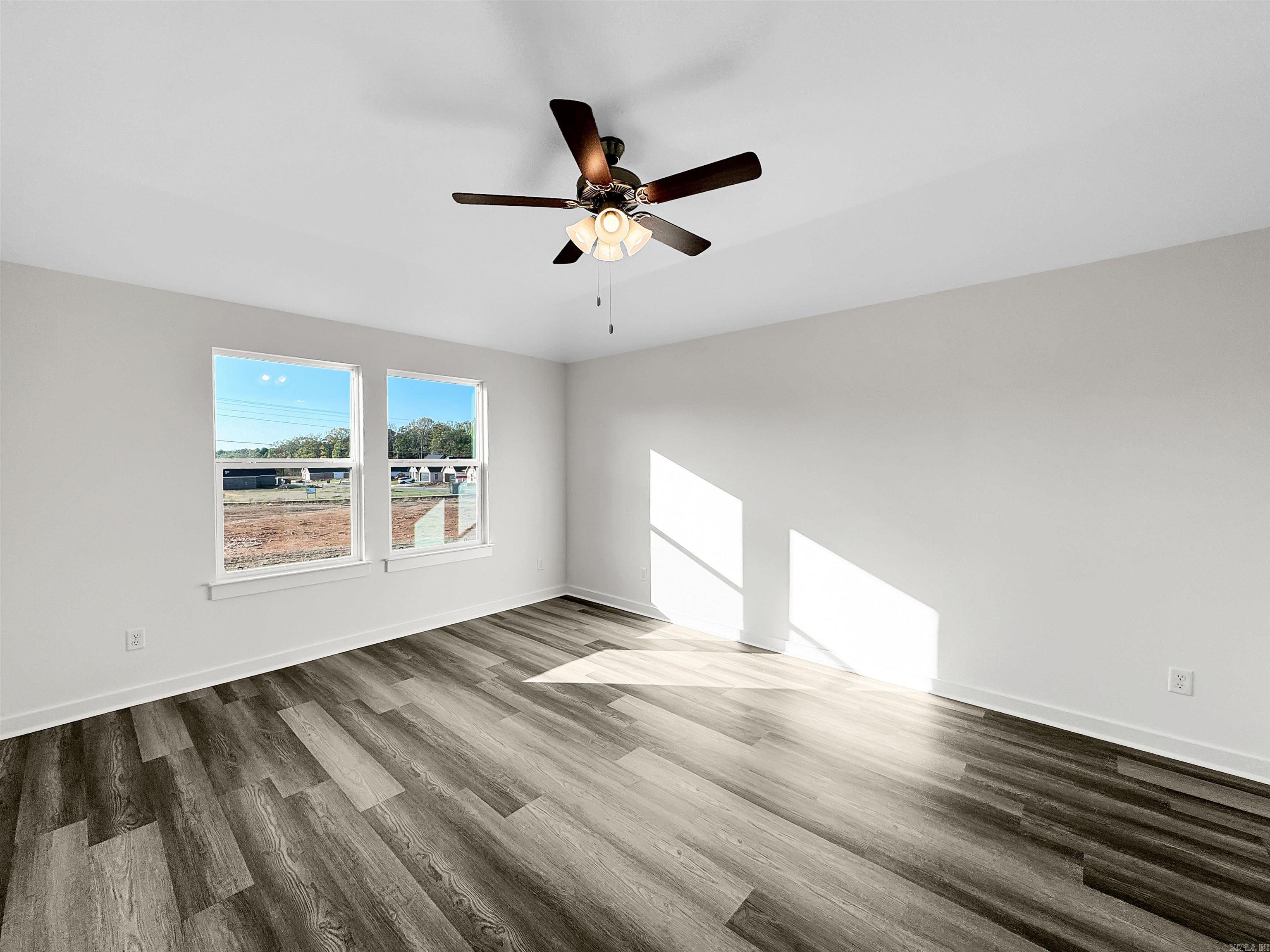 6337 Warwick Drive Property Photo 14