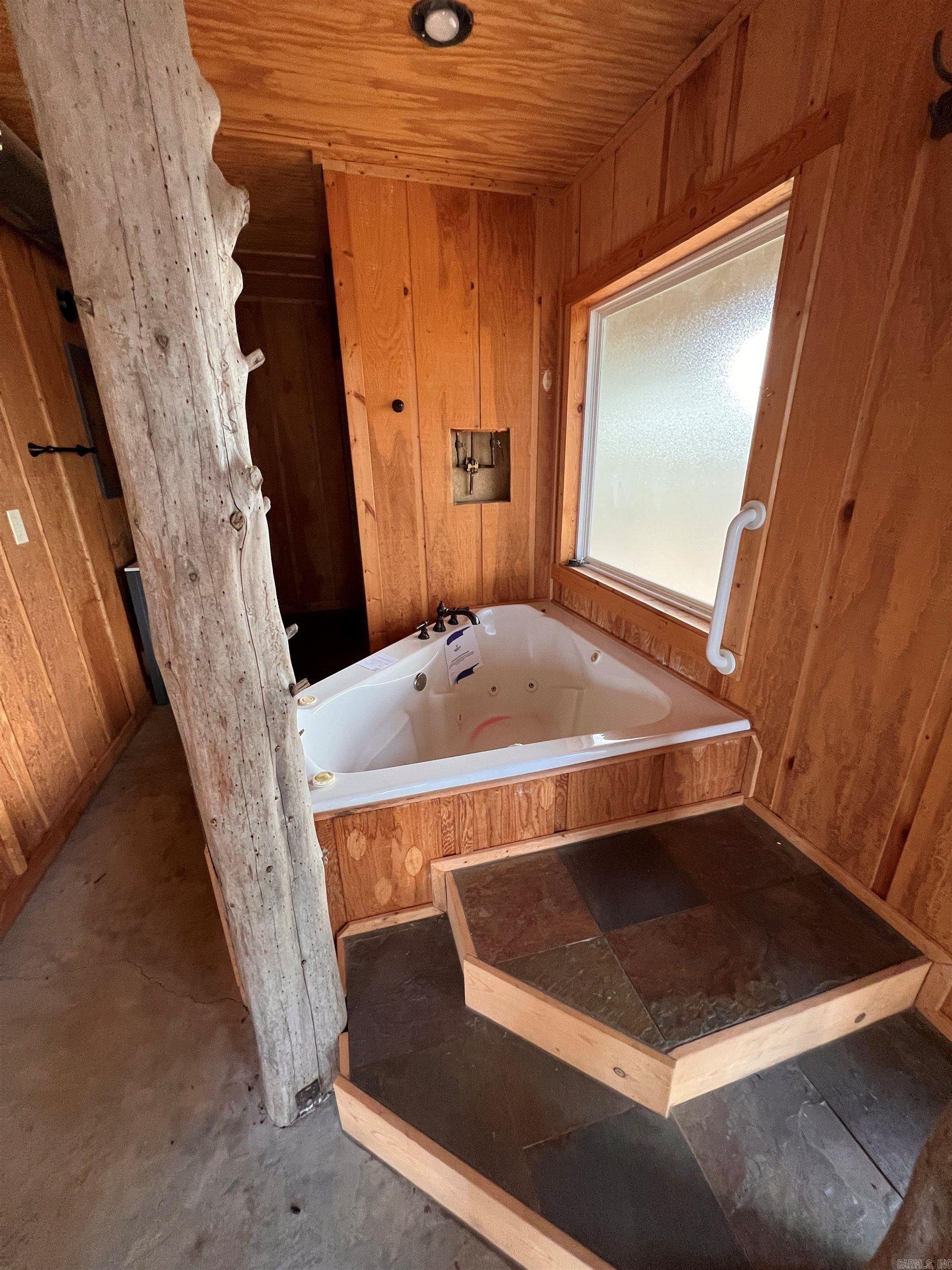 589 Pr 2721 Property Photo 11