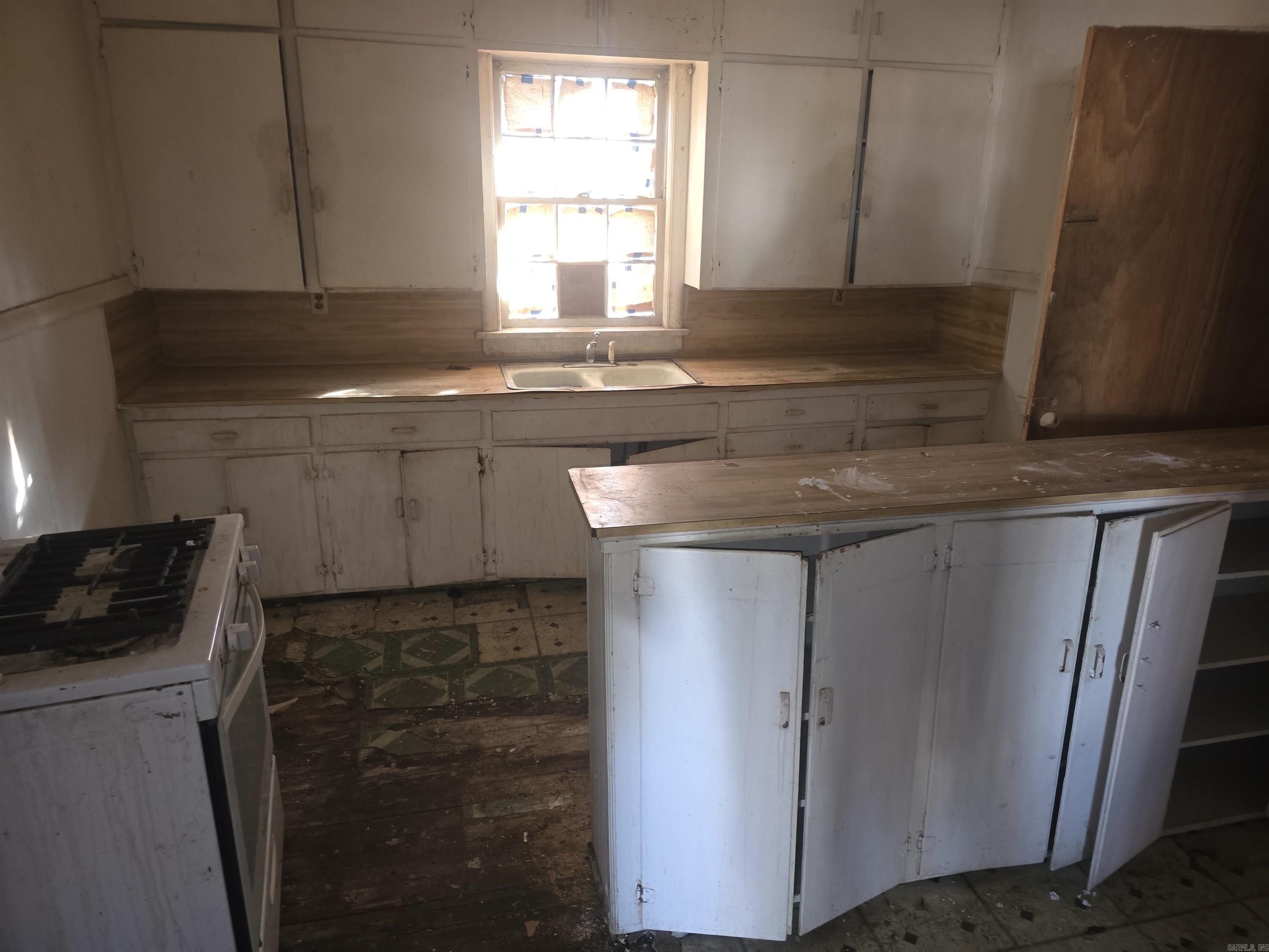 1509 S Walnut Street Property Photo 6