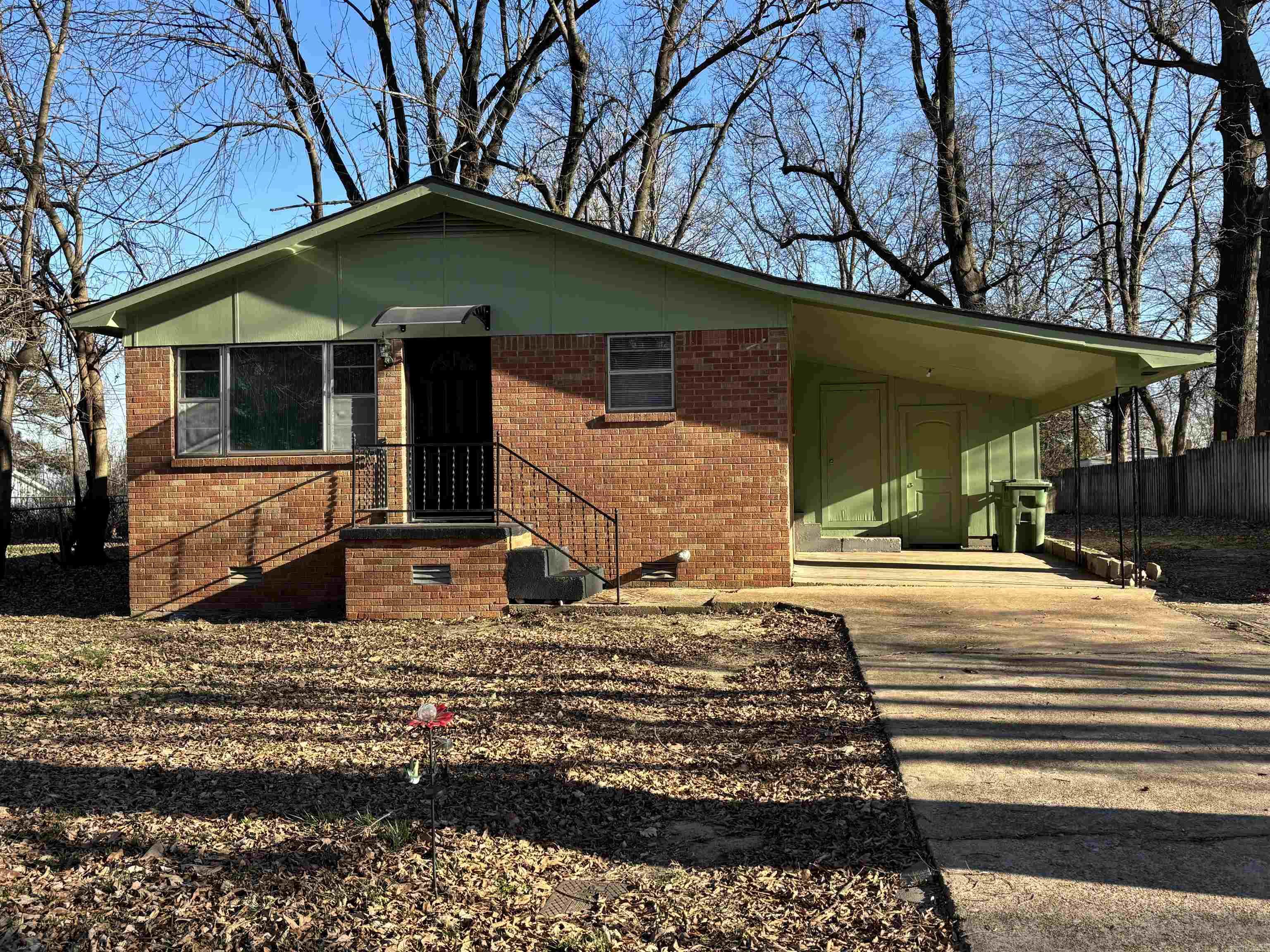 1507 Sw Maple Street Property Photo 3