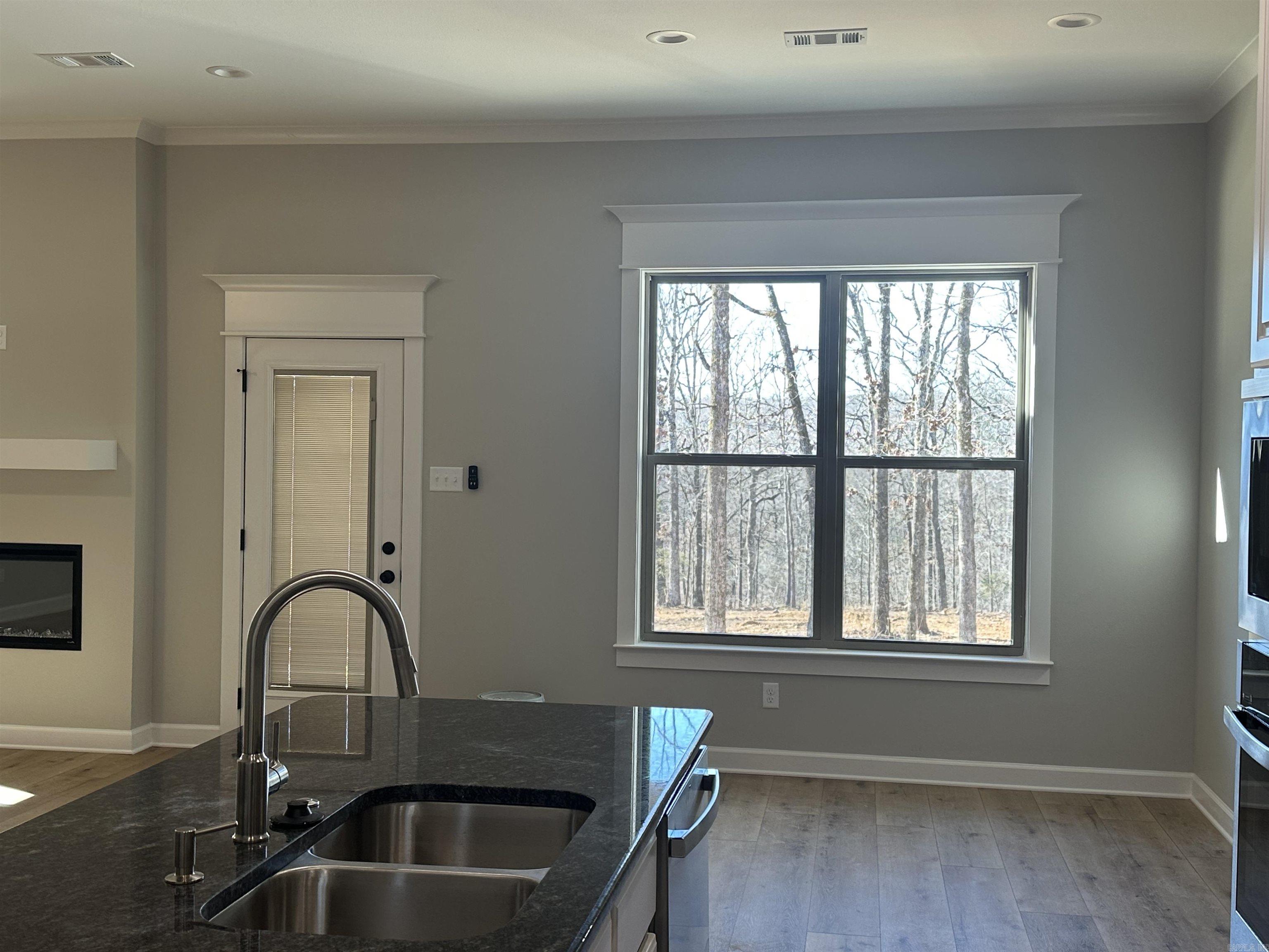 901 Conrad Cove Property Photo 18