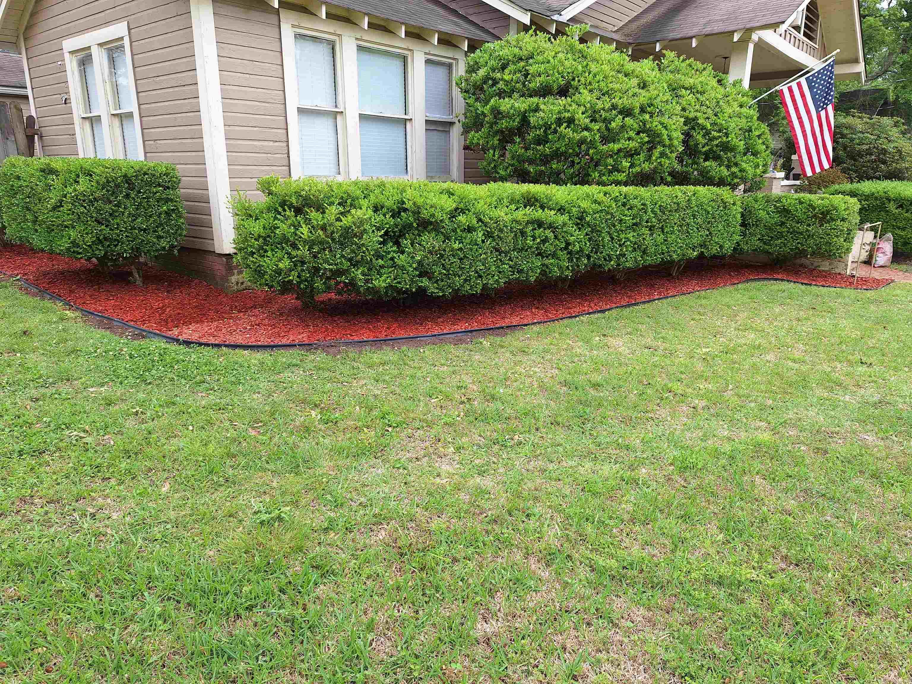 162 E College Avenue Property Photo 2