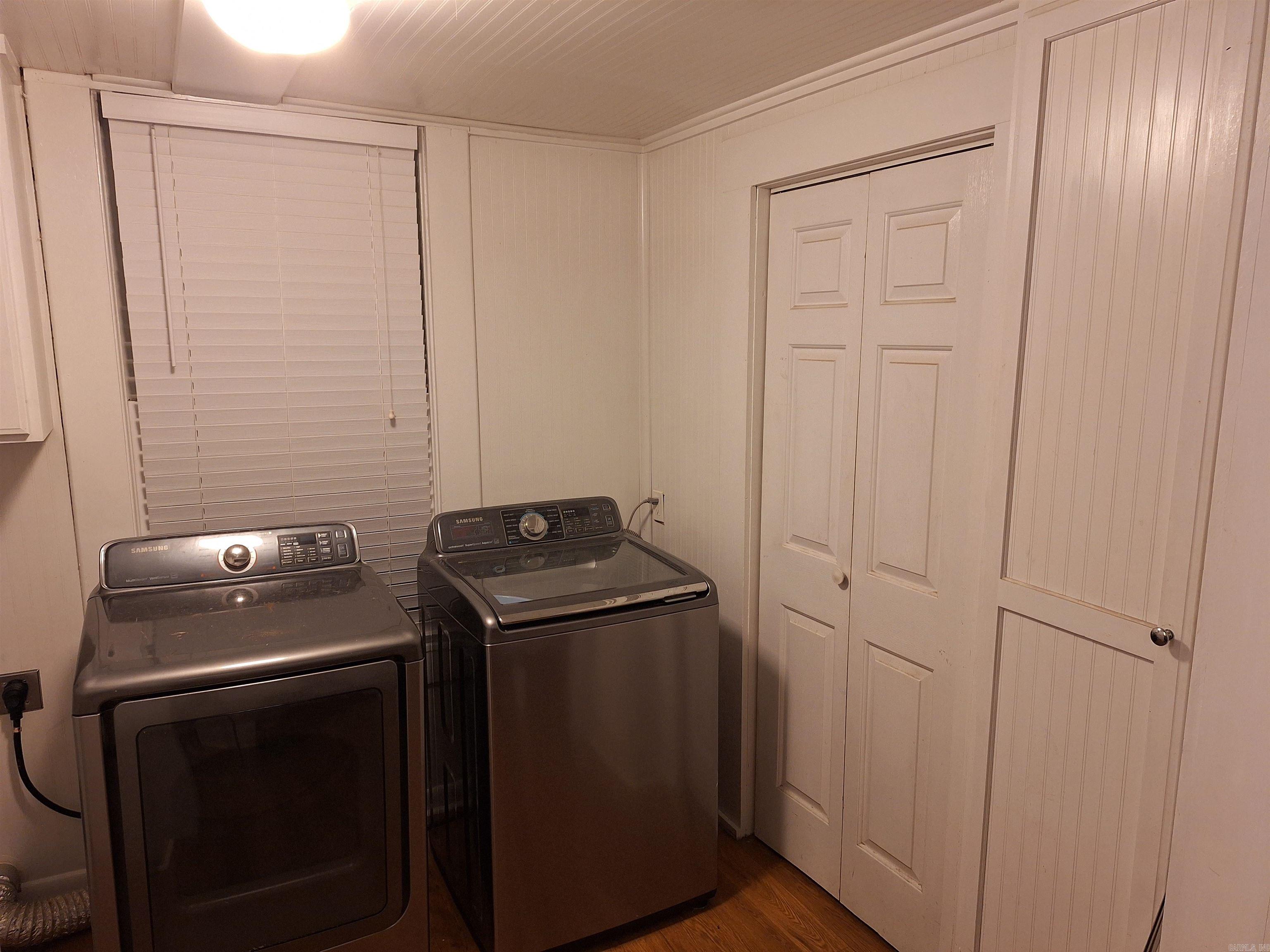 162 E College Avenue Property Photo 12