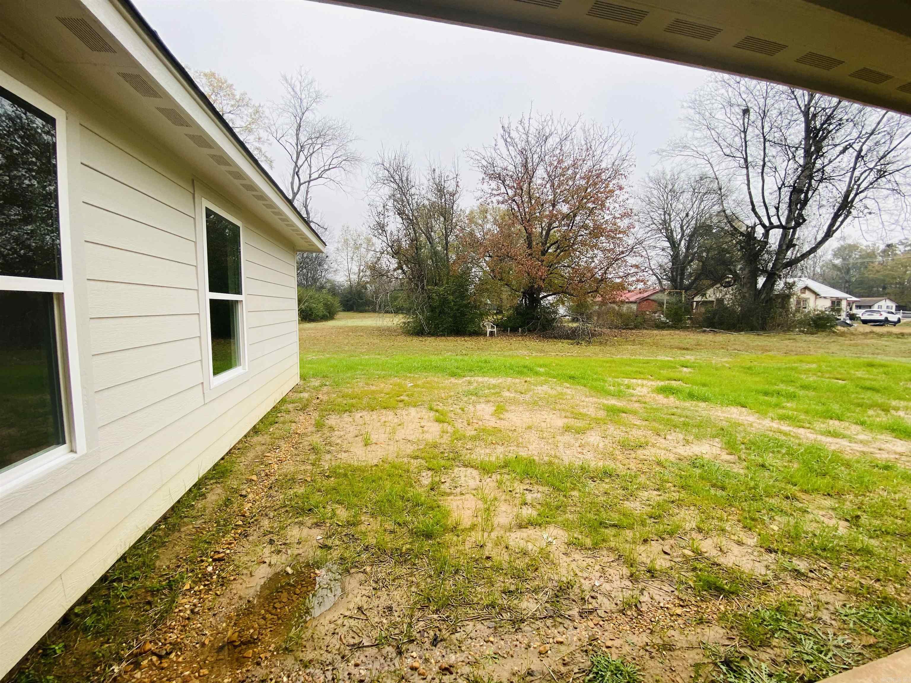 111 Pecan Property Photo 12